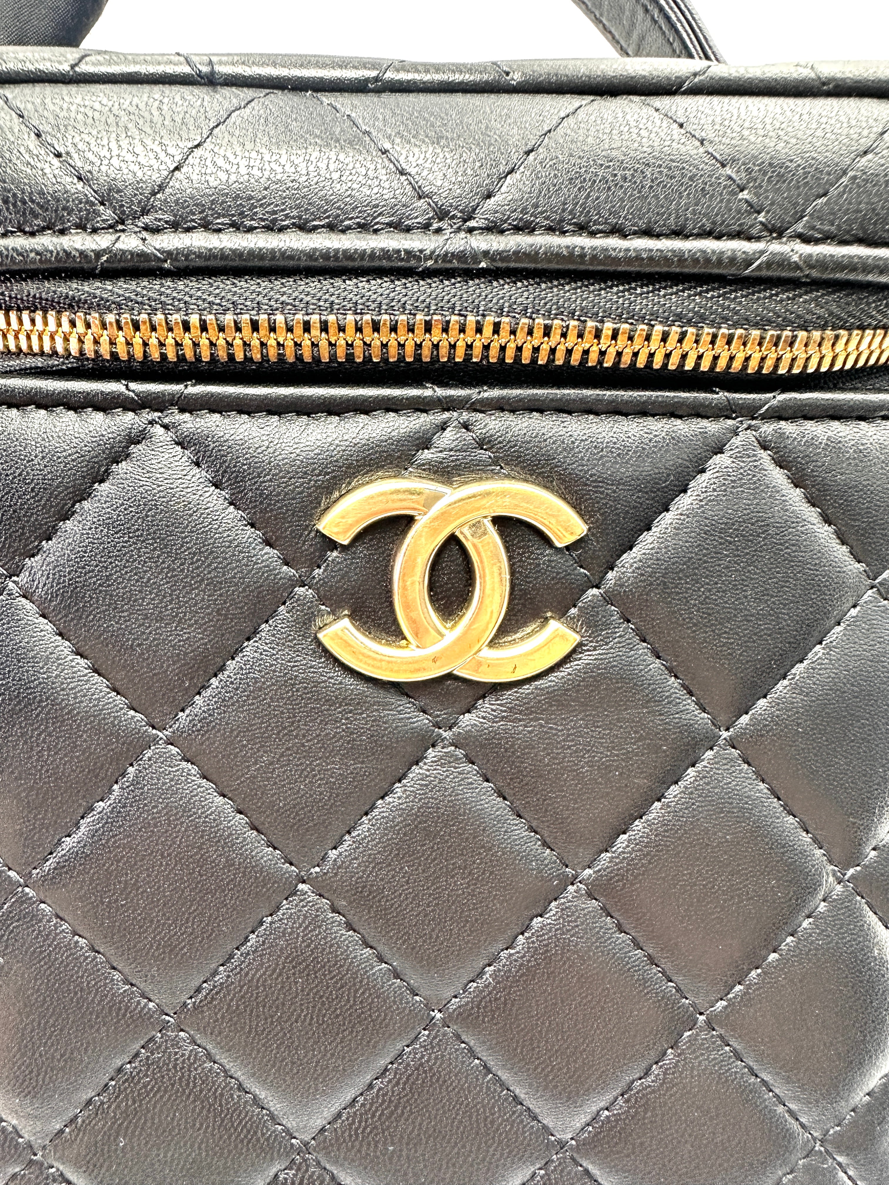 Chanel Black Quilted Leather Top Handle Vanity Case(UT***5J) CC2487
