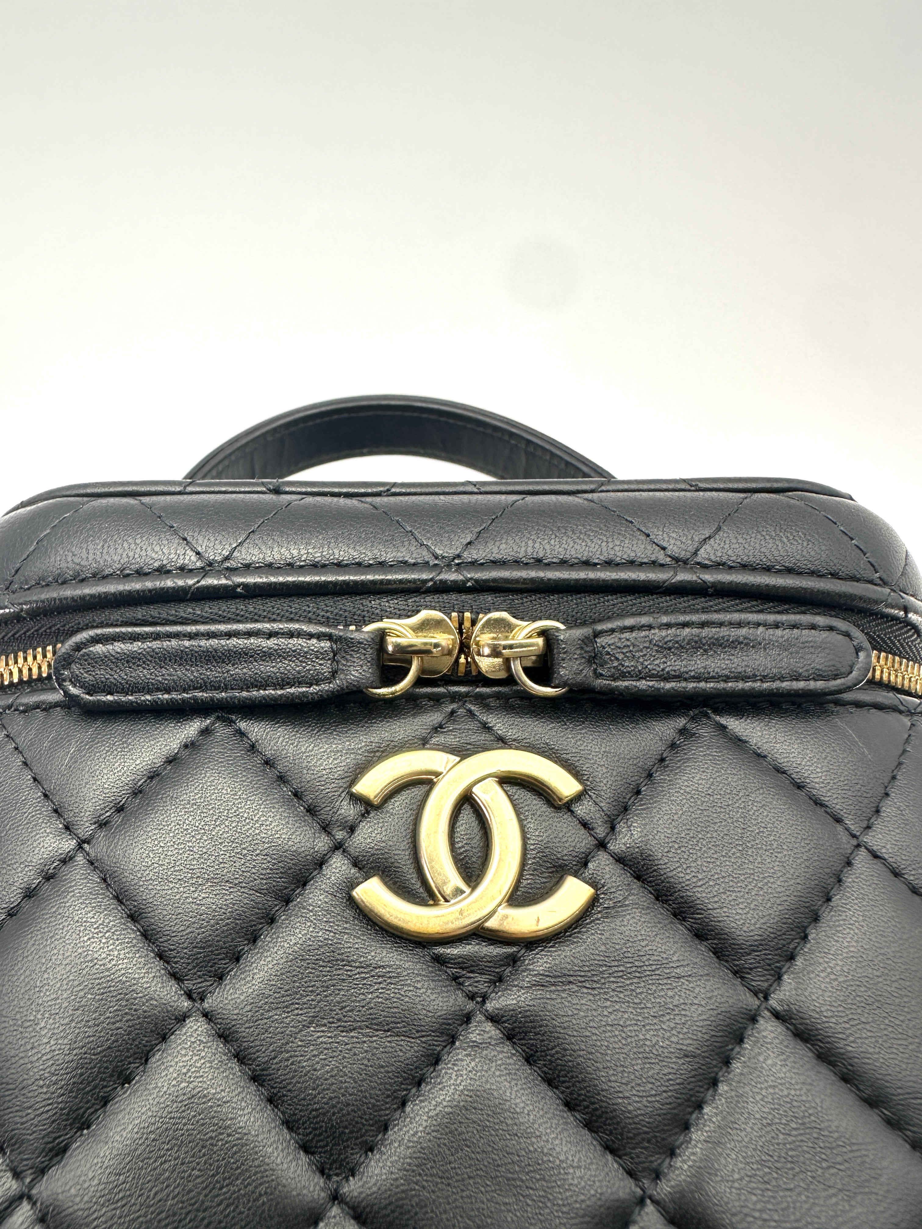 Chanel Black Quilted Leather Top Handle Vanity Case(UT***5J) CC2487