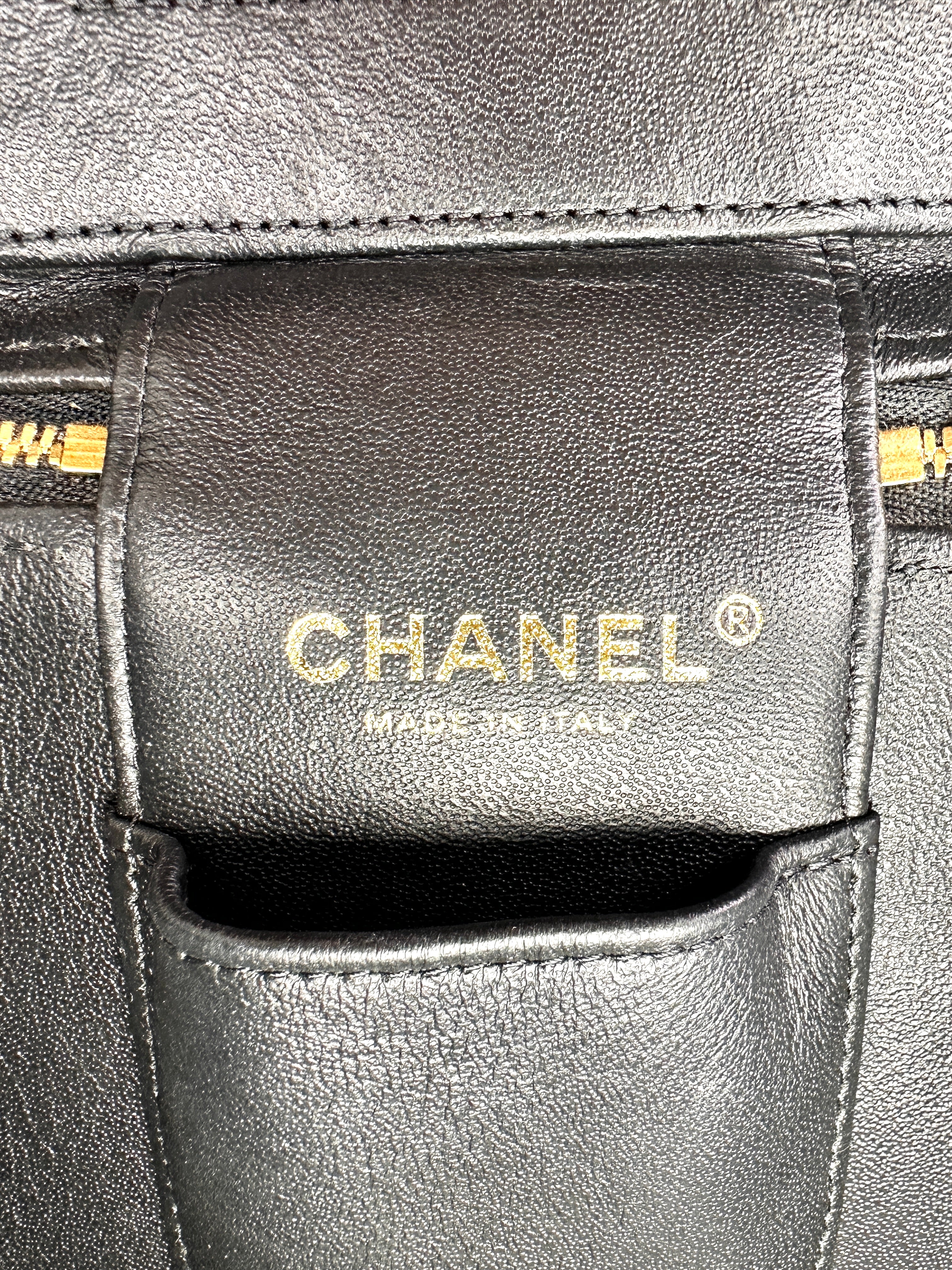 Chanel Black Quilted Leather Top Handle Vanity Case(UT***5J) CC2487
