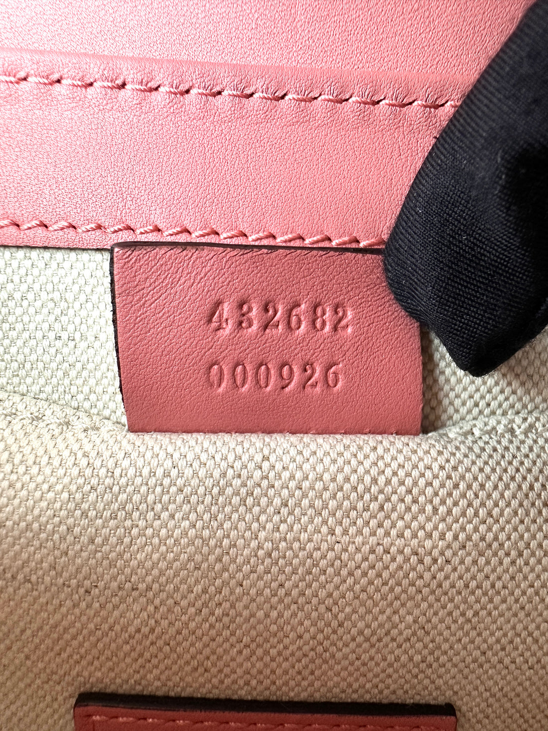 Gucci Peony Pink Leather Wallet On Chain GG1381