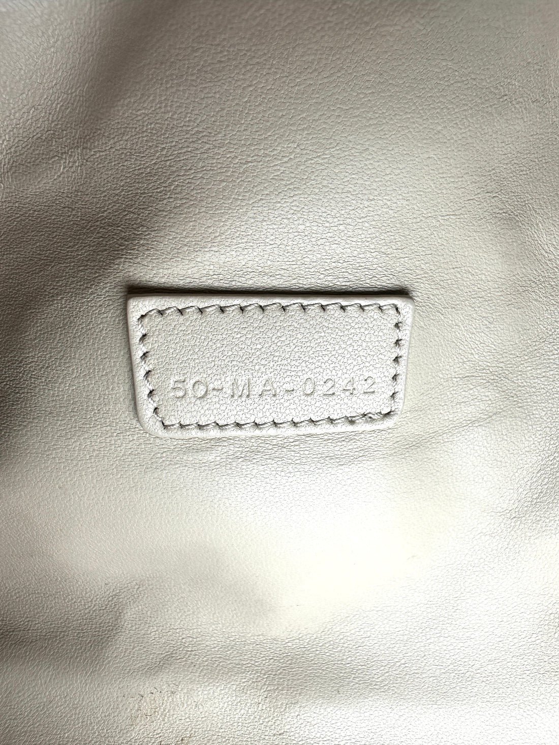 Christian Dior DiorTravel Nomad Pouch Beige Macrocannage Quilted Leather Bag DR898