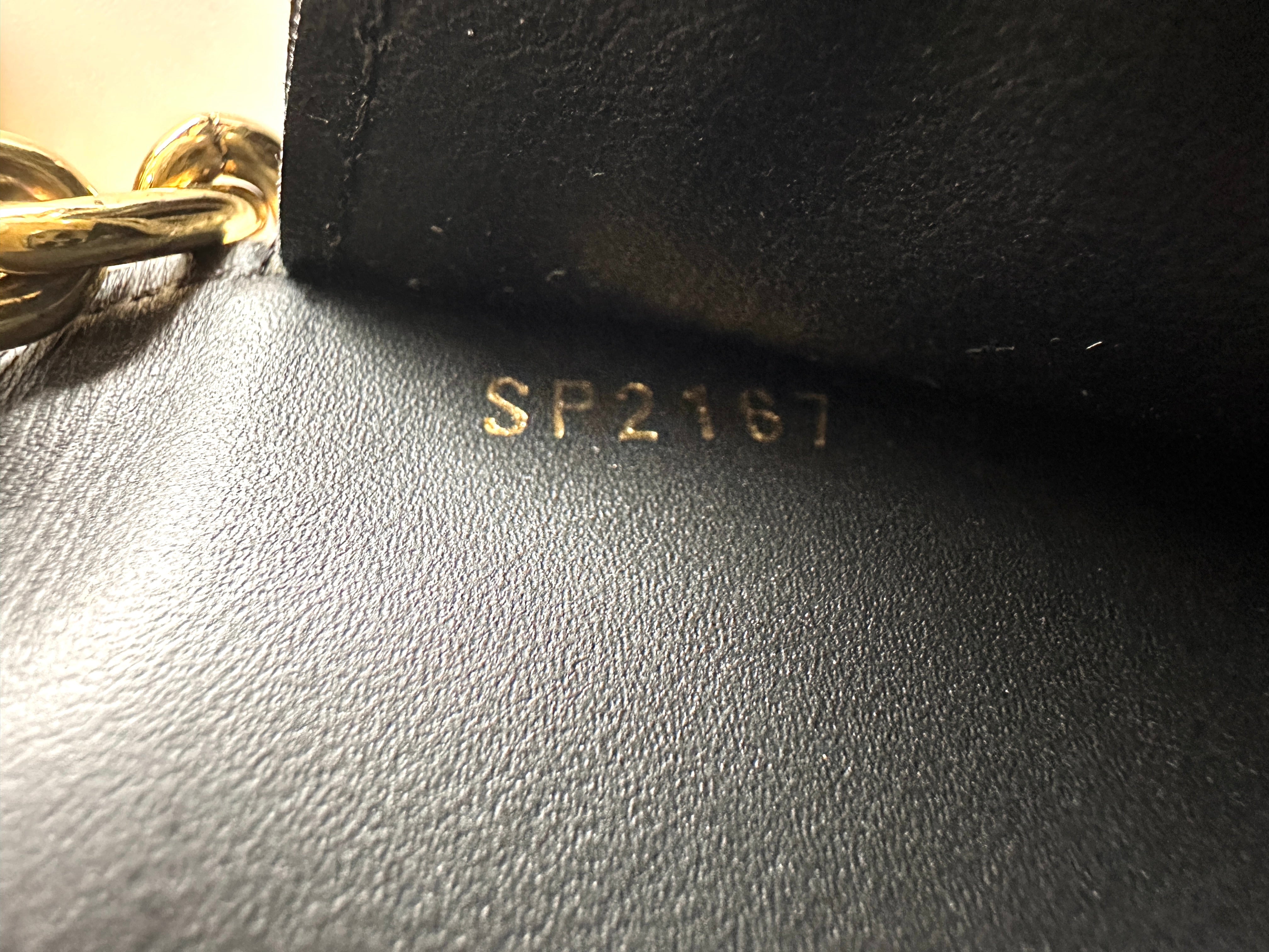 Louis Vuitton Twist Brogue Monogram Reverse Wallet On Chain LV3269