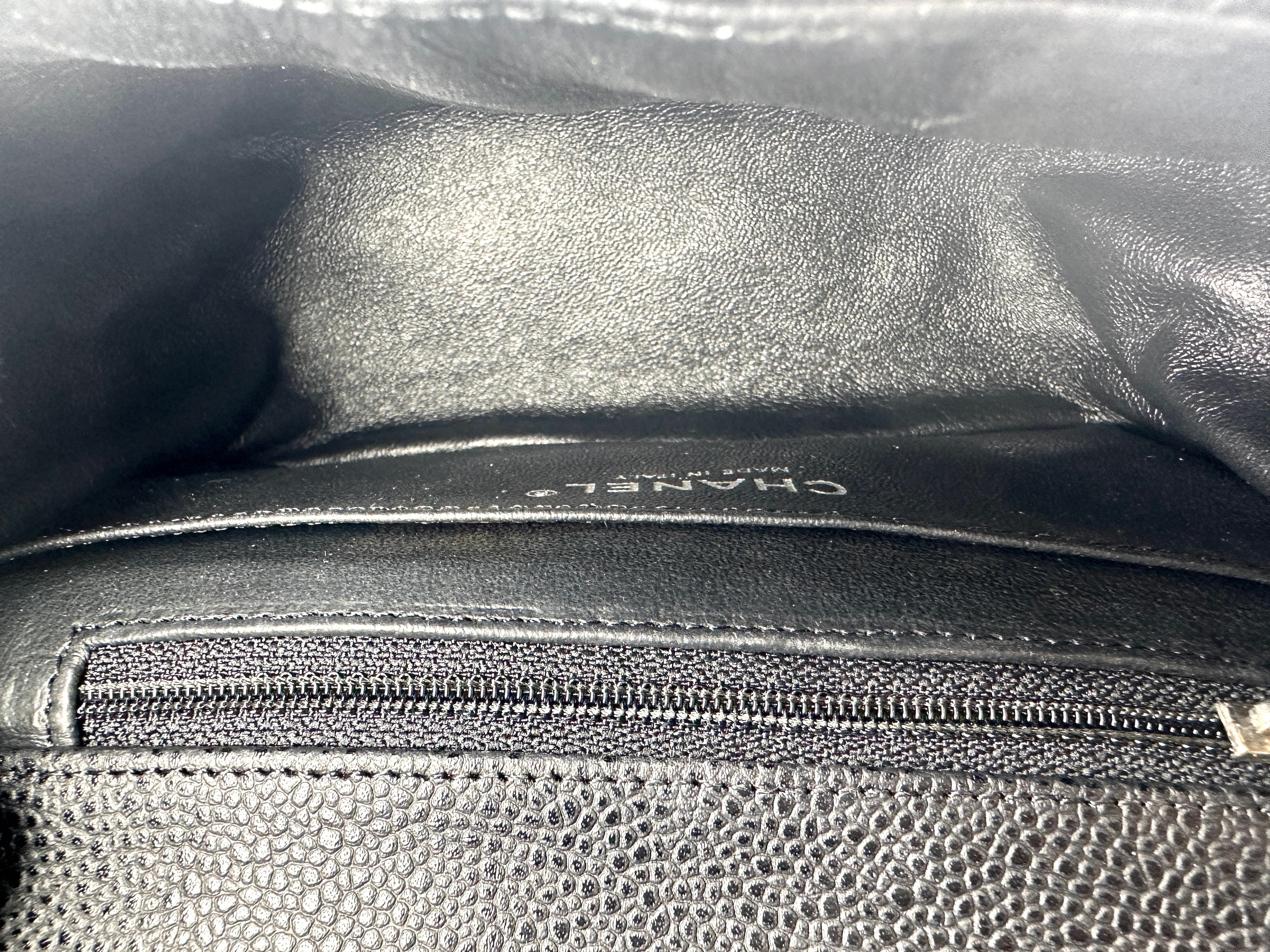 Chanel Classic Flap Black Quilted Leather Mini Shoulder Bag(14***45) DR899