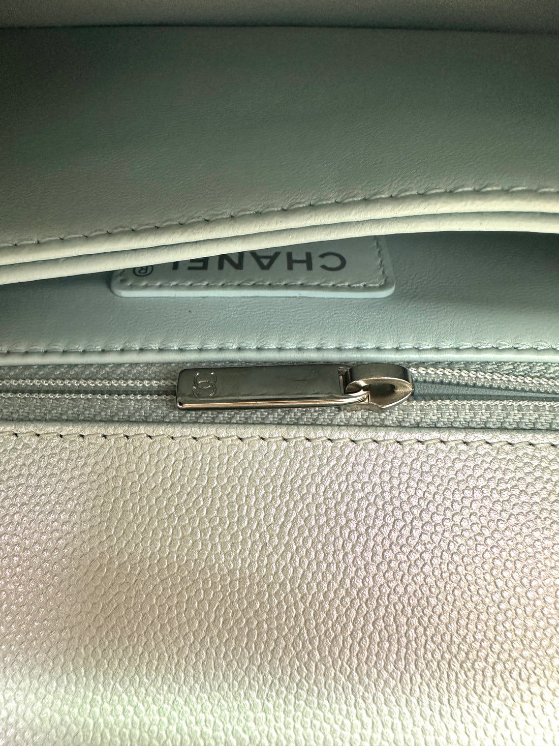 Chanel CoCo Handle Iridescent Blue Quilted Leather Small Size Shoulder Bag(A0***A8) CC2497