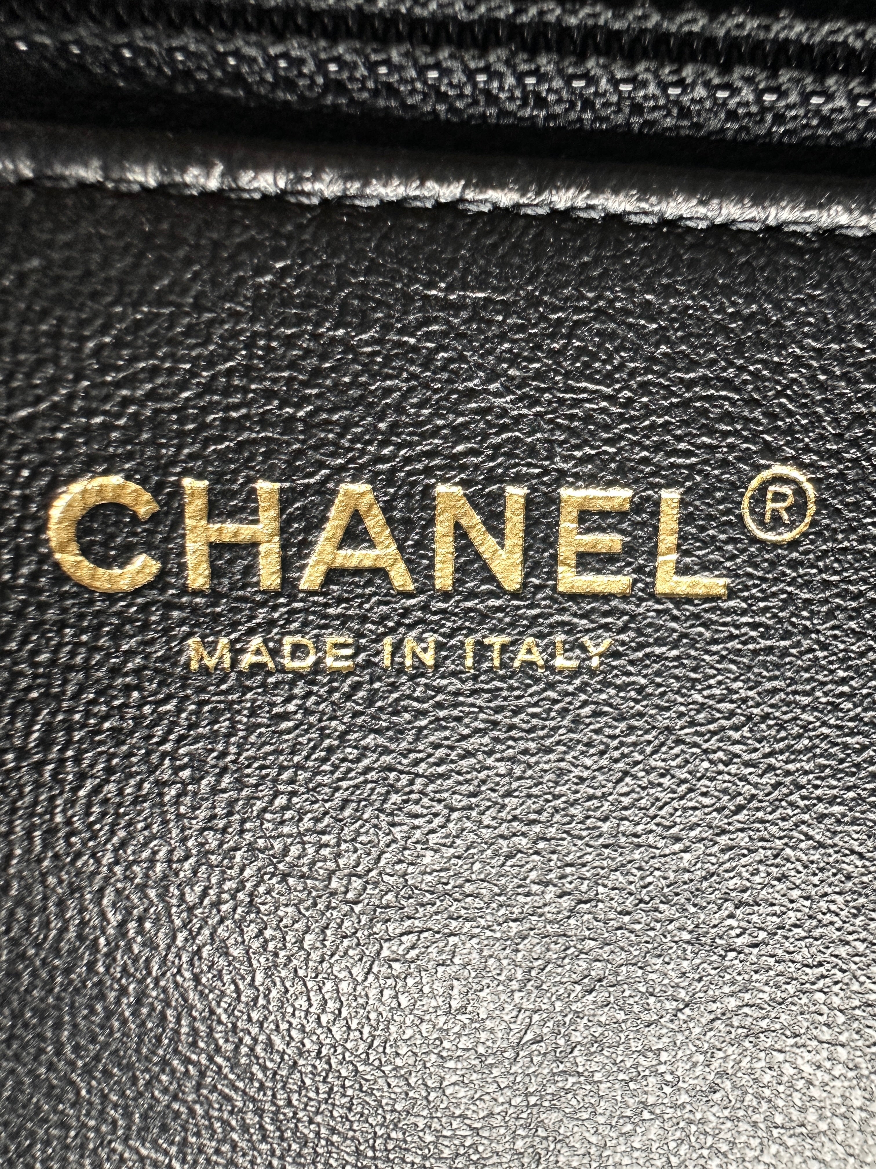 Chanel CoCo Handle Black Chevron Quilted Leather Shoulder Bag(24***01) CC2503