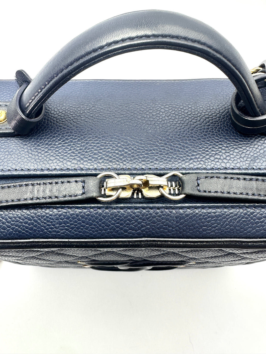 Chanel CC Filigree Navy Quilted Leather Vanity Case(24***31) CC2502