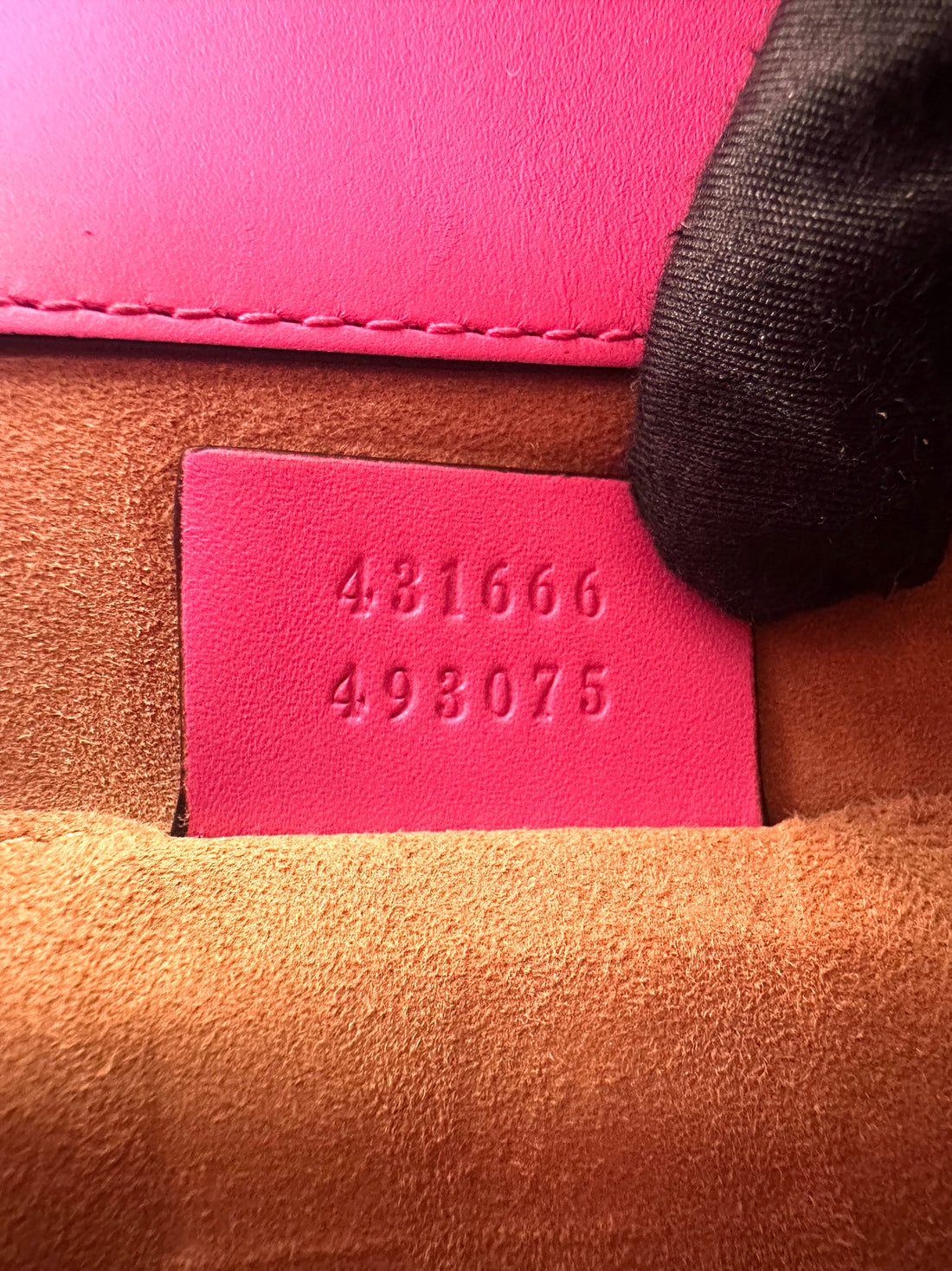 Gucci Sylvie Pink Leather Small Size Shoulder Bag GG1386