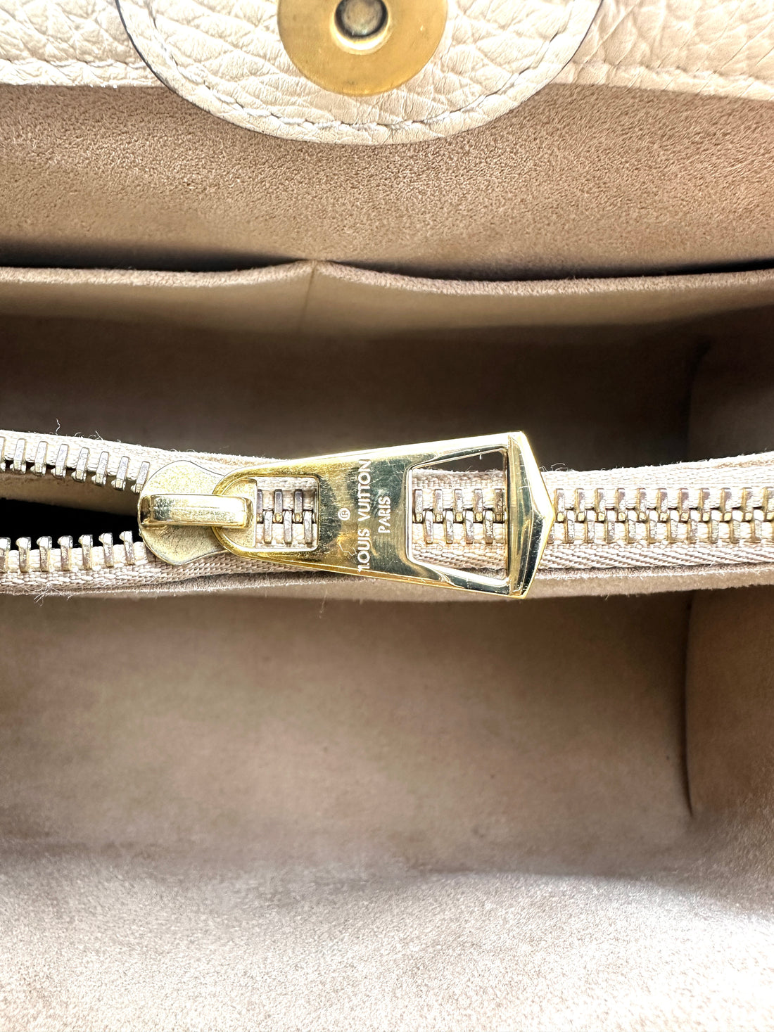 Louis Vuitton Brittany Damier Ebene & Beige Leather Handle Bag LV3287