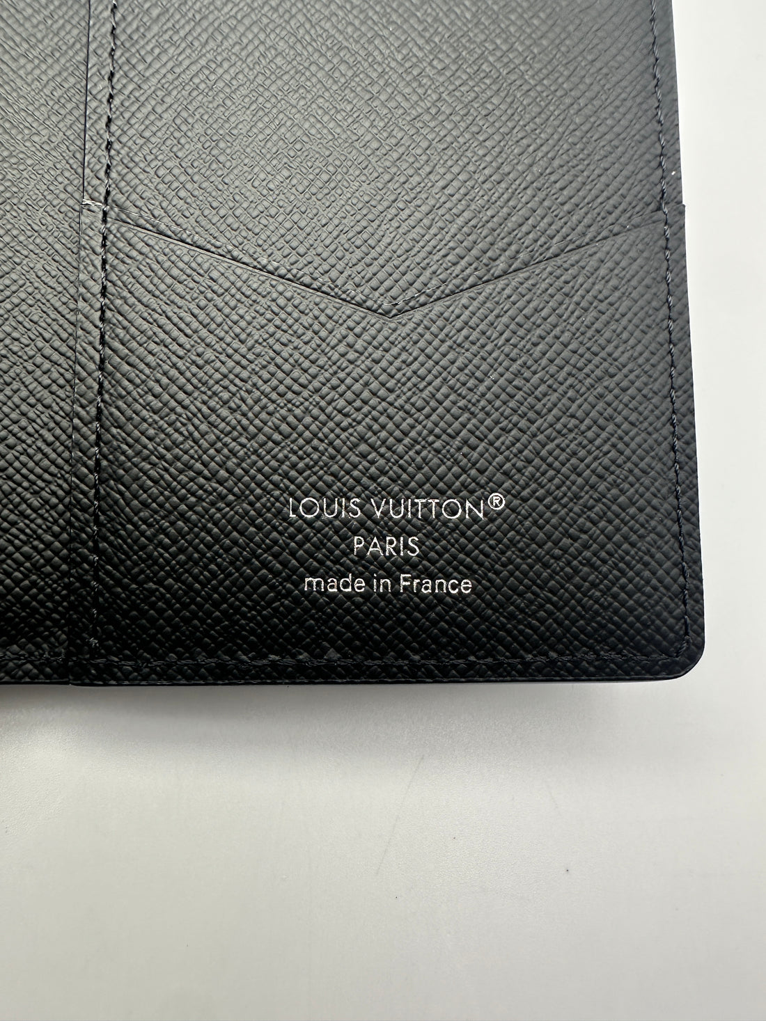 Louis Vuitton Black Epi Leather Cold Holder LVA15