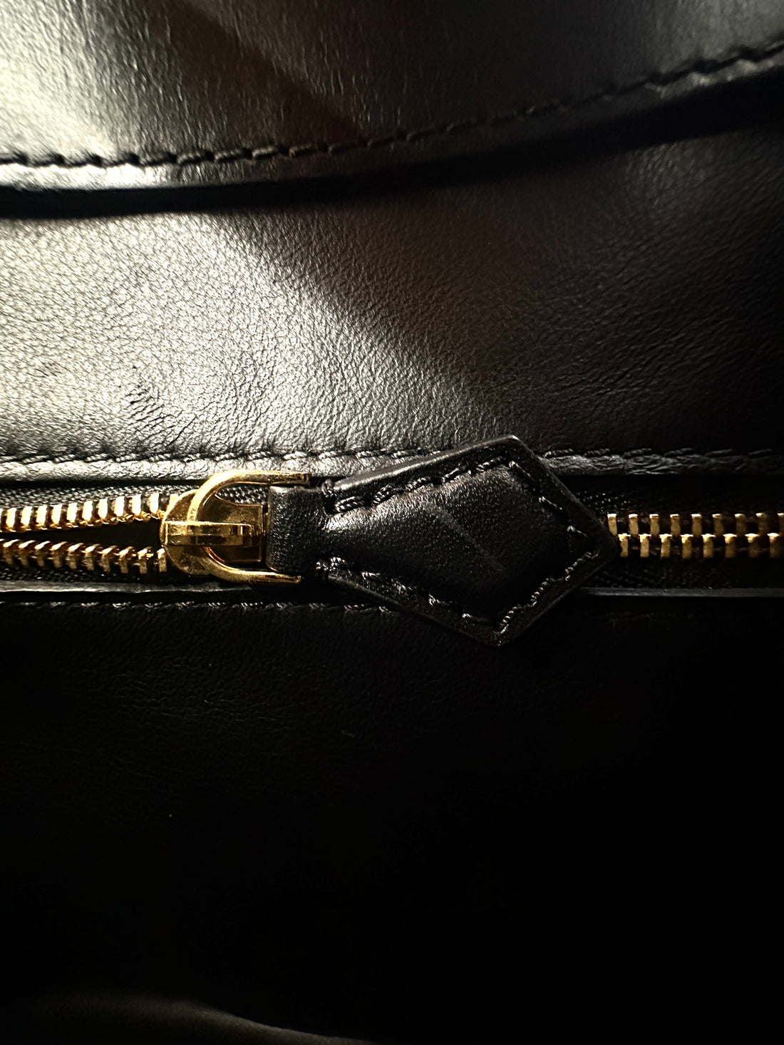 Louis Vuitton Cour Marly Camel/Black Leather Handle Bag LV3289