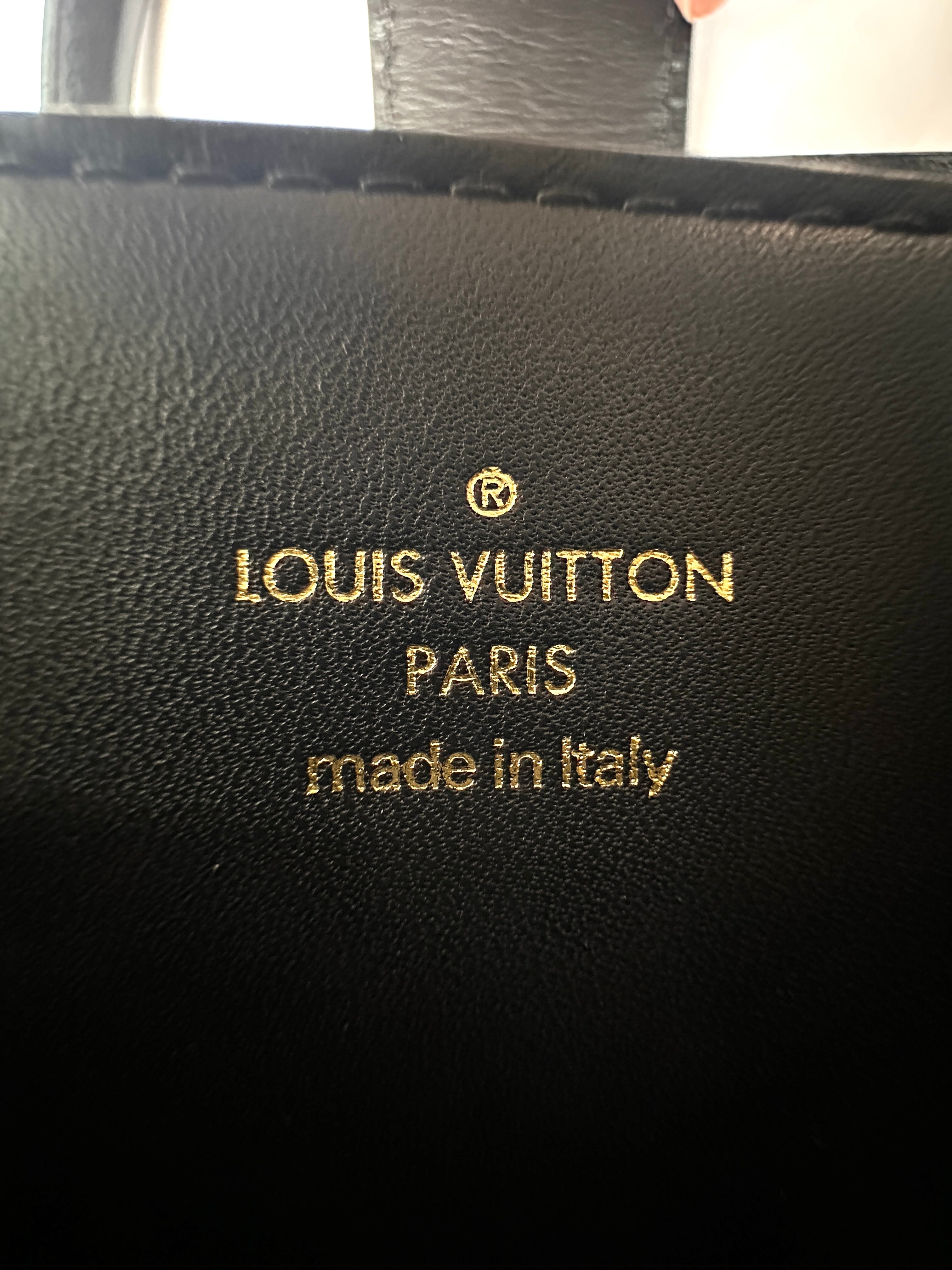 Louis Vuitton Cour Marly Camel/Black Leather Handle Bag LV3289