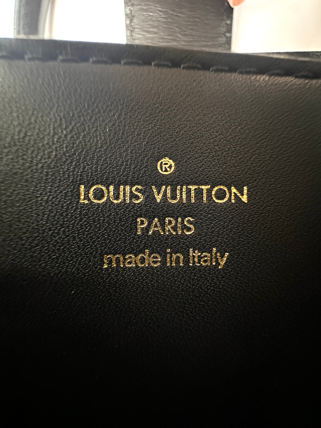 Louis Vuitton Cour Marly Camel/Black Leather Handle Bag LV3289