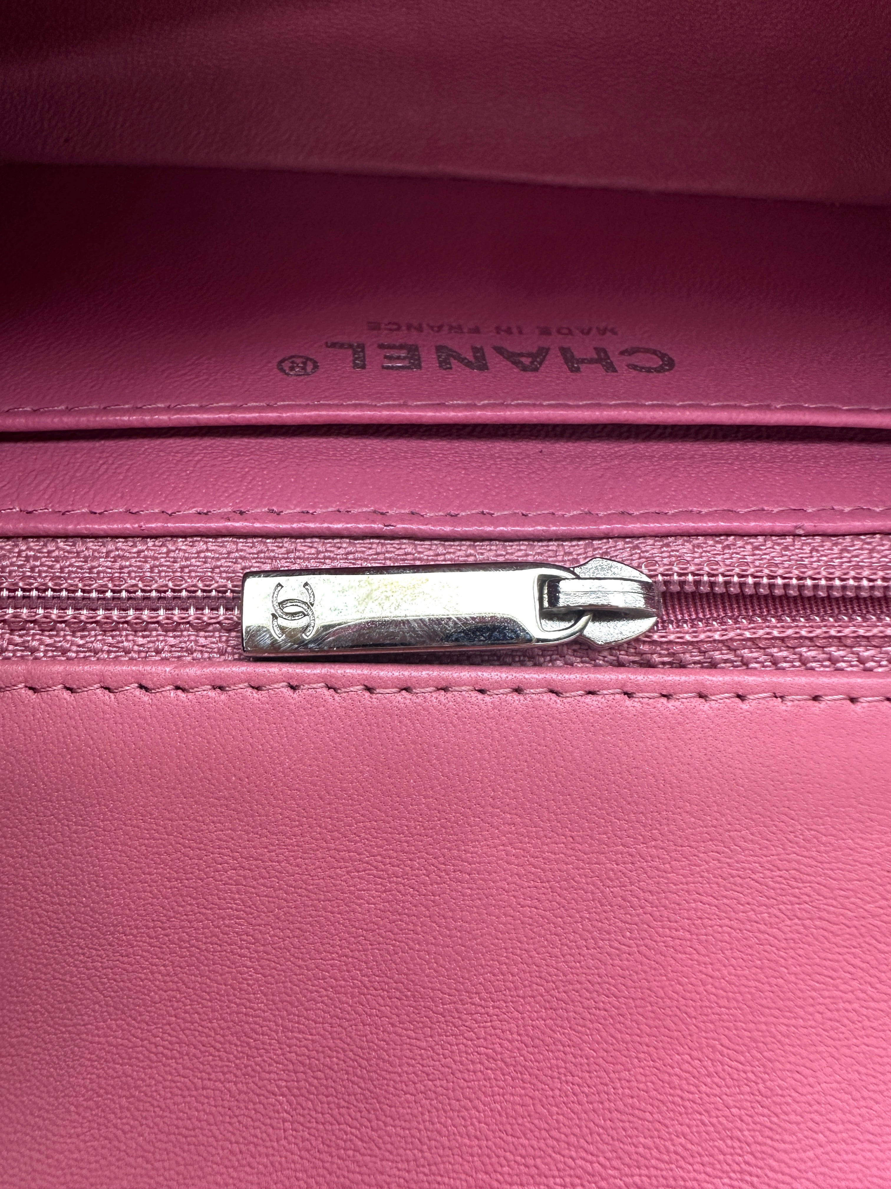 Chanel Classic Flap Pink Quilted Leather Mini Shoulder Bag(18***12) CC2504