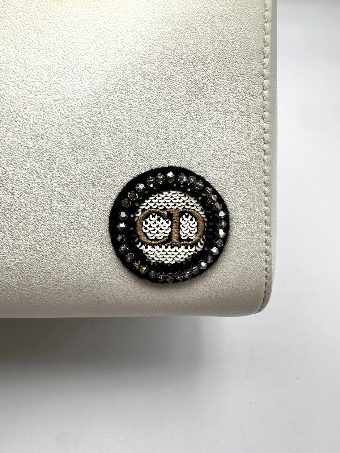 Christian Dior Lady Dior White Leather Embroidered Floral Handle Bag DR904
