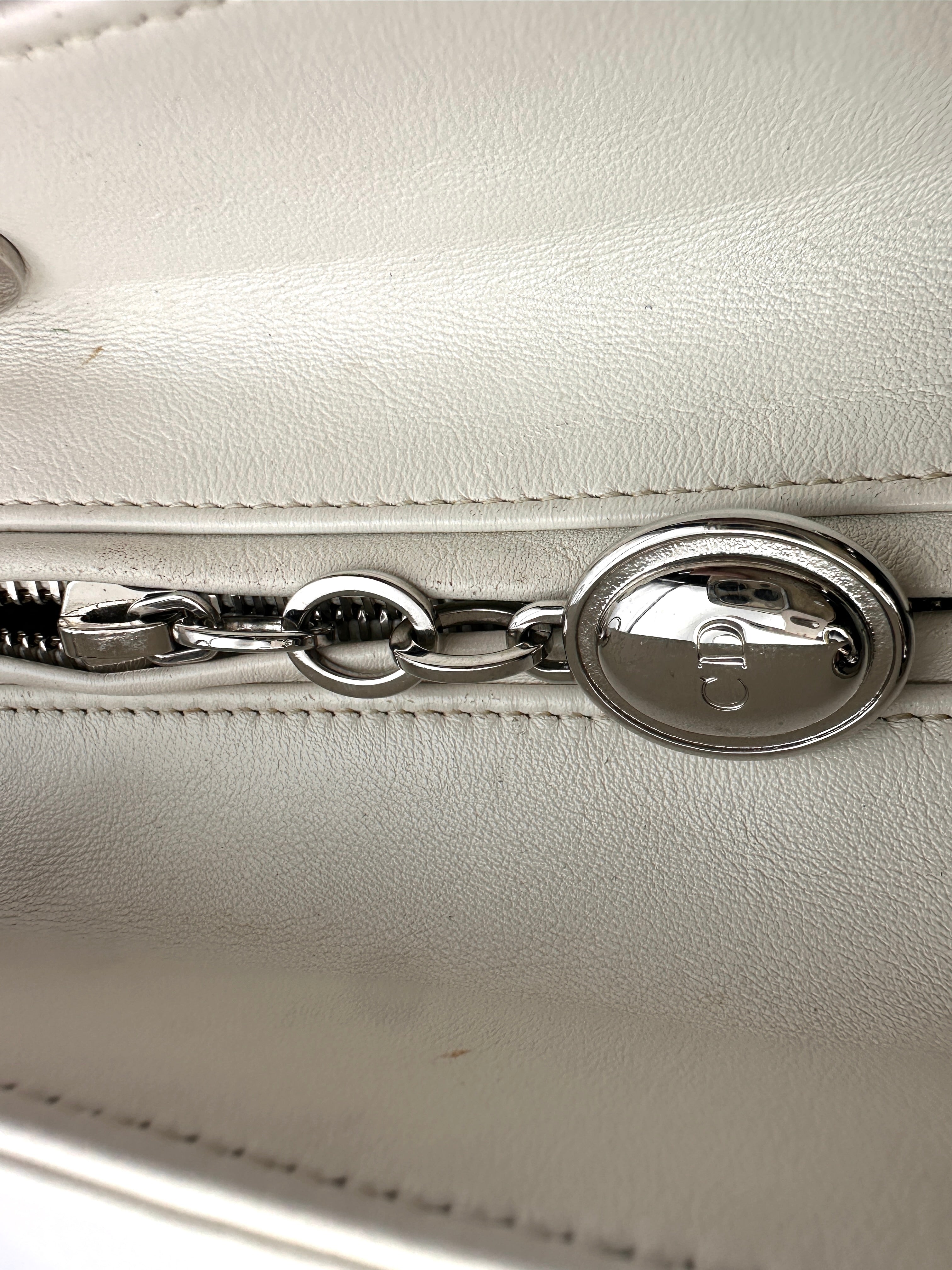Christian Dior Lady Dior White Leather Embroidered Floral Handle Bag DR904