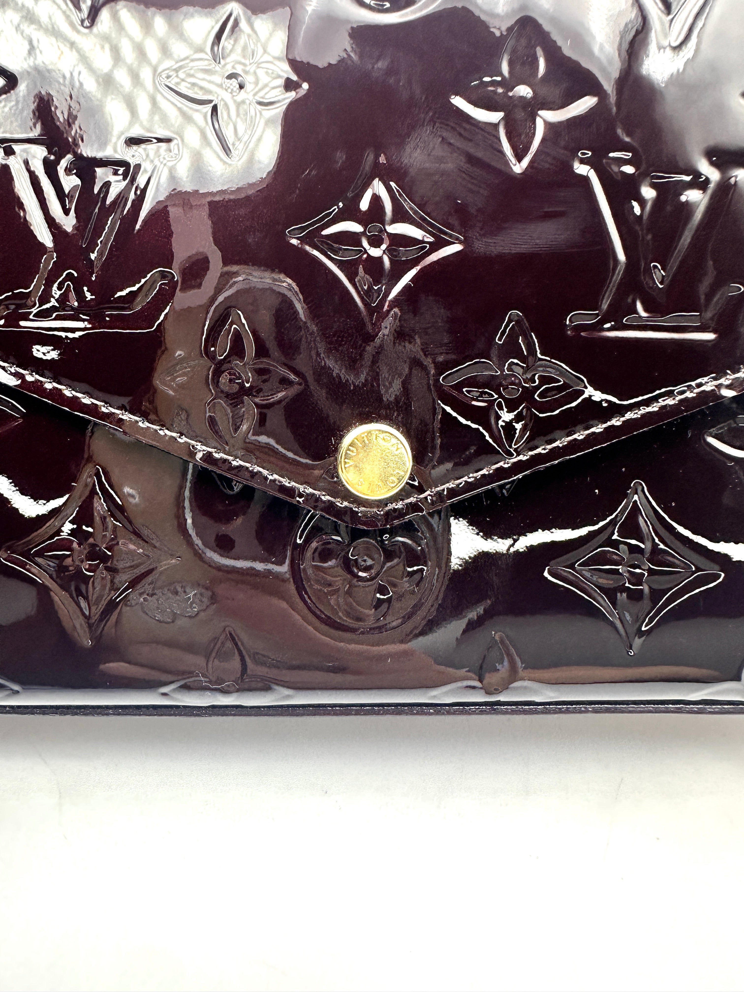 Louis Vuitton Amarante Monogram Vernis Pochette Felicie LV3290