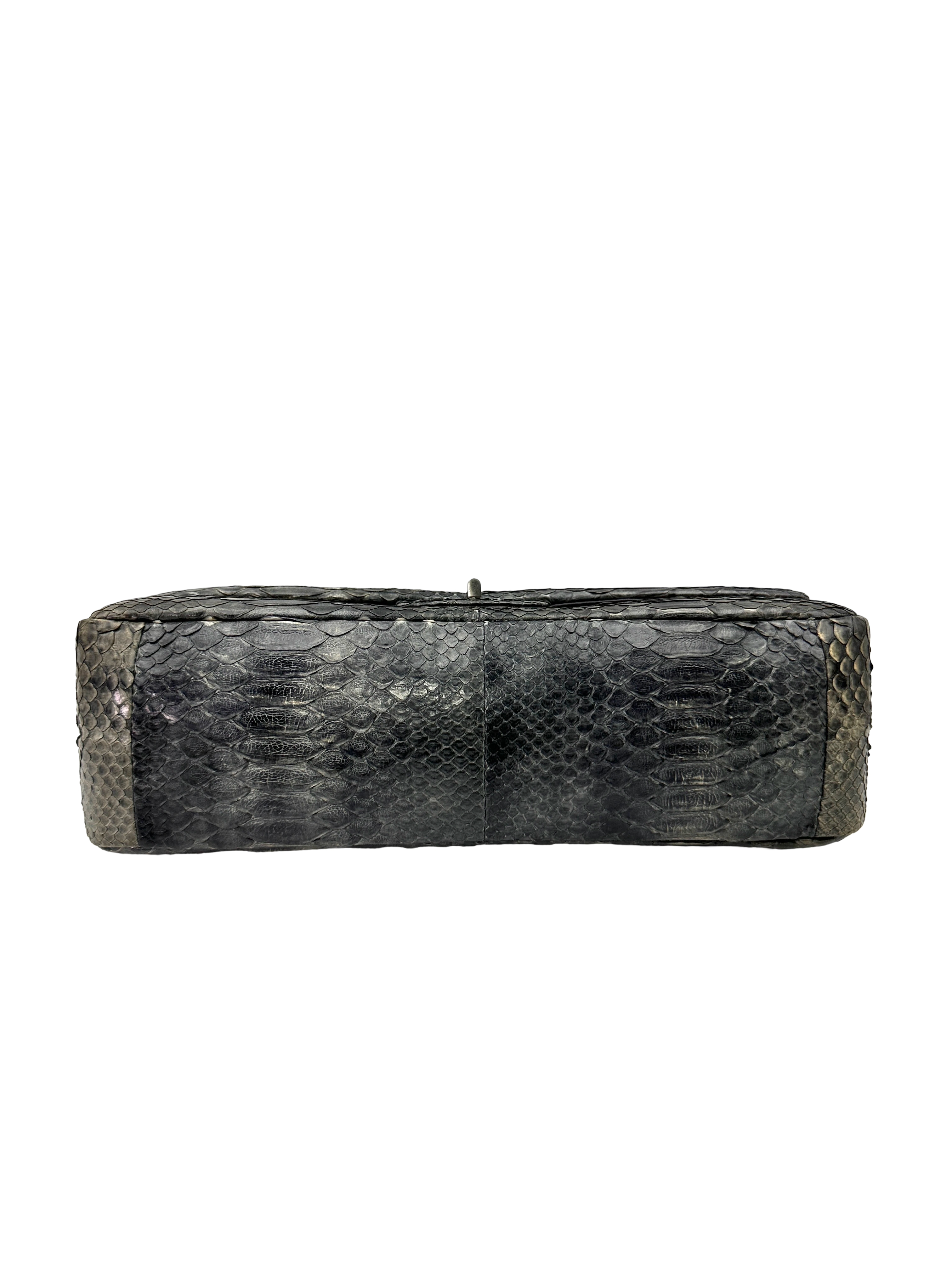 Chanel 2.55 Reissue Black Python Leather Flap Bag(14***96) CC2508