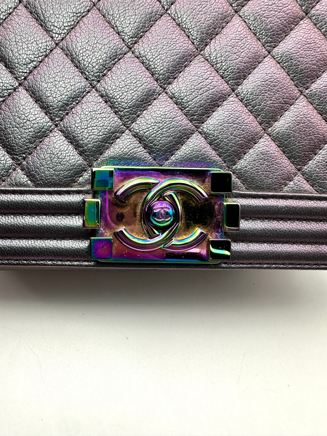 Chanel LeBoy Iridescent Purple Quilted Leather Medium Size Flap Bag(21***62) CC2513