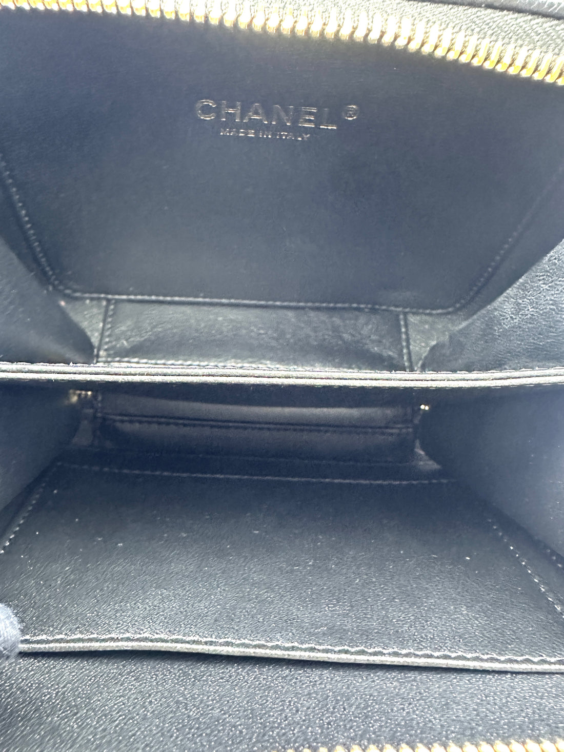 Chanel CC Filigree Black Quilted Leather Vanity Case(25***06) CC2514