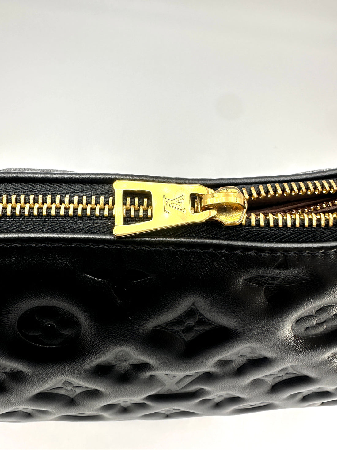 Louis Vuitton Coussin Black Monogram Embossed Puffy Leather Shoulder Bag LV3300