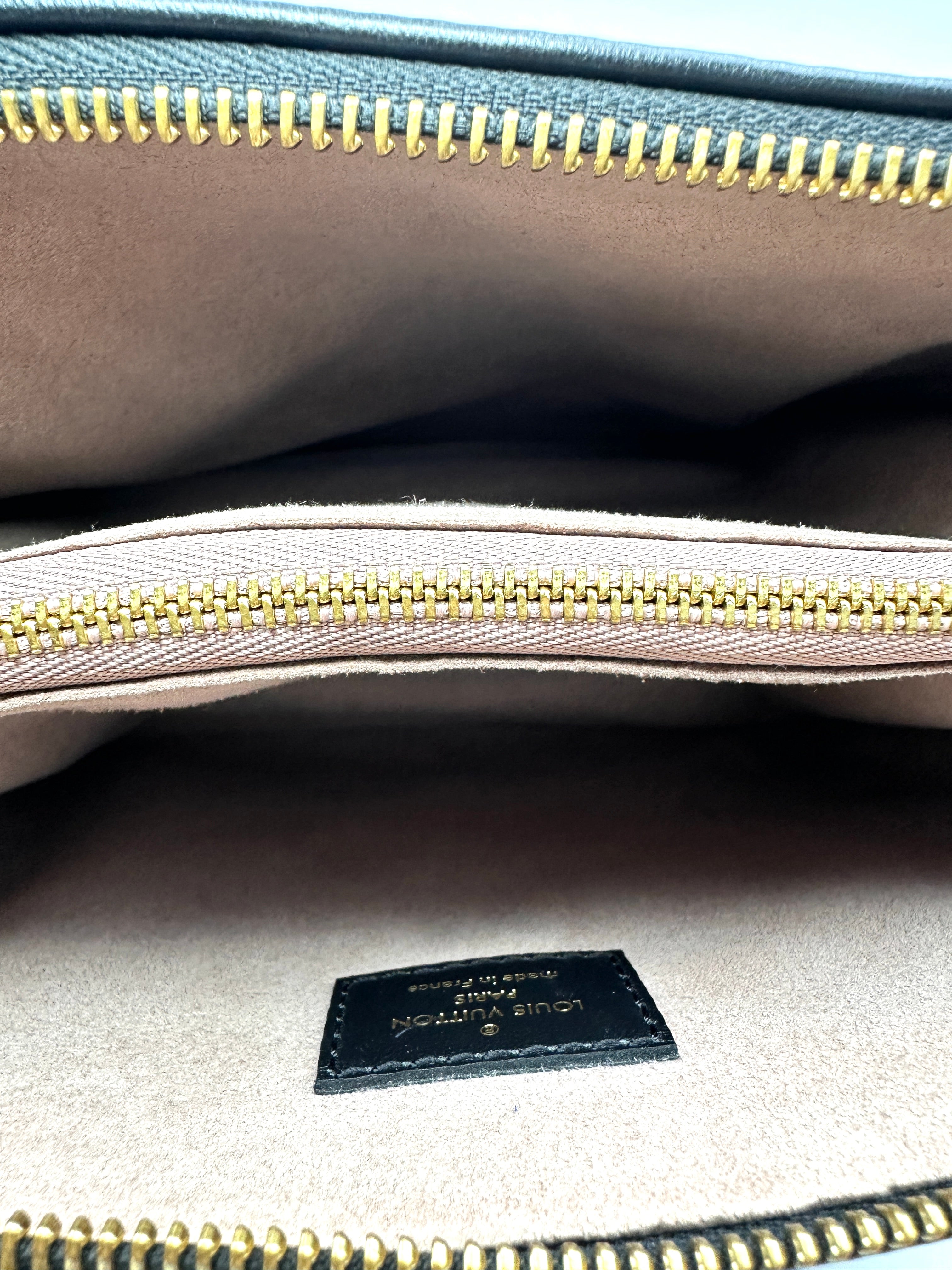 Louis Vuitton Coussin Black Monogram Embossed Puffy Leather Shoulder Bag LV3300