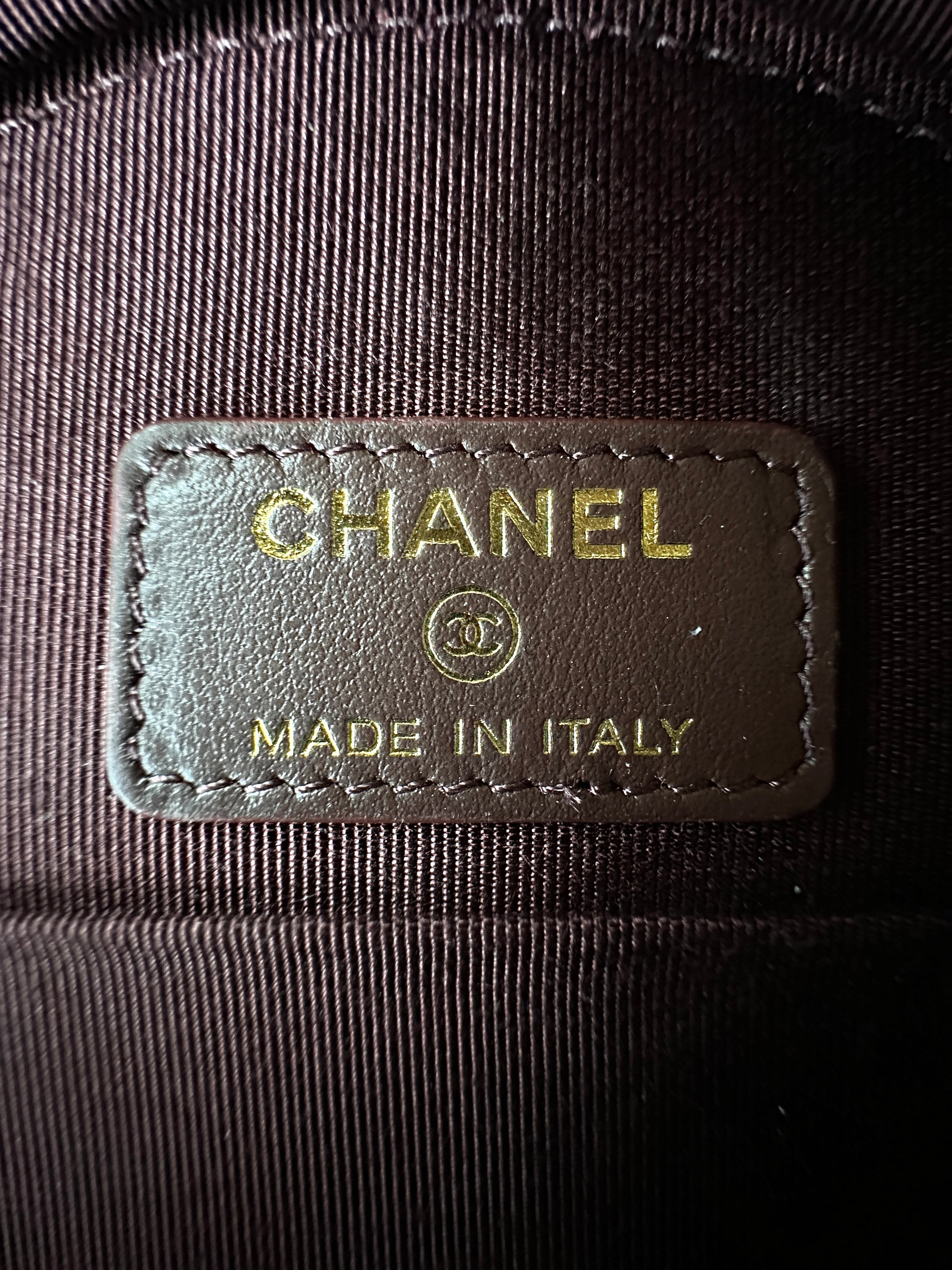 Chanel Black Quilted Leather Round Clutch(29***21) CC2524