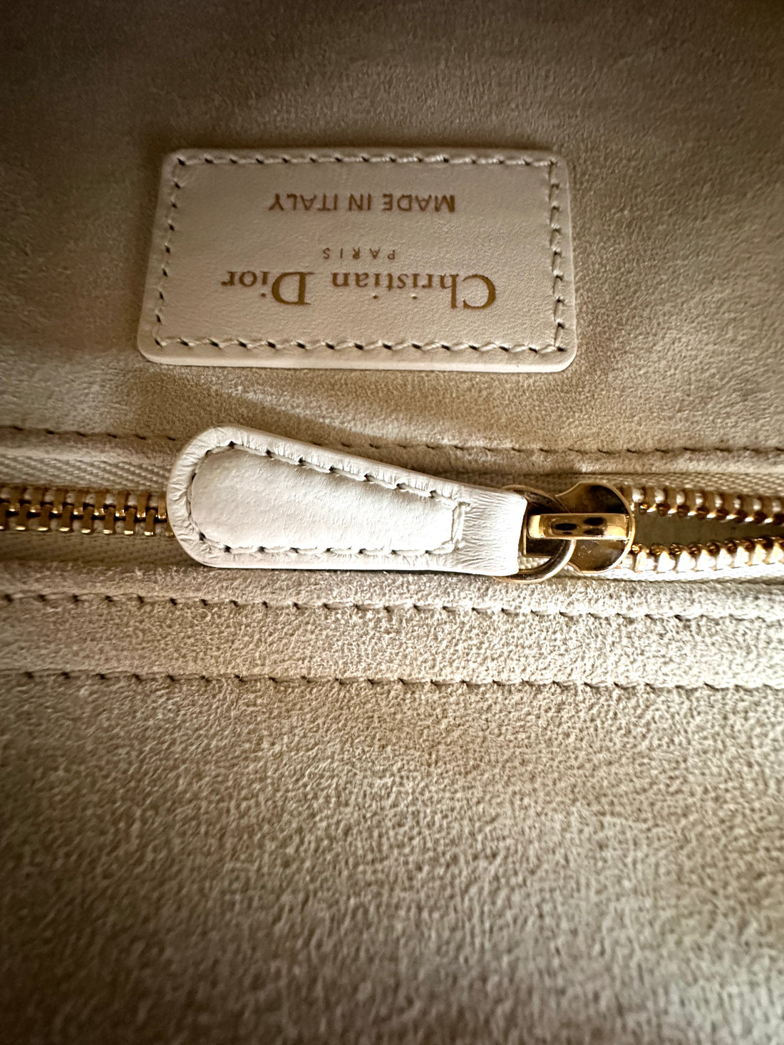 Christian Dior Lady Dior White Heart Cannage Lambskin Handle Bag DR914