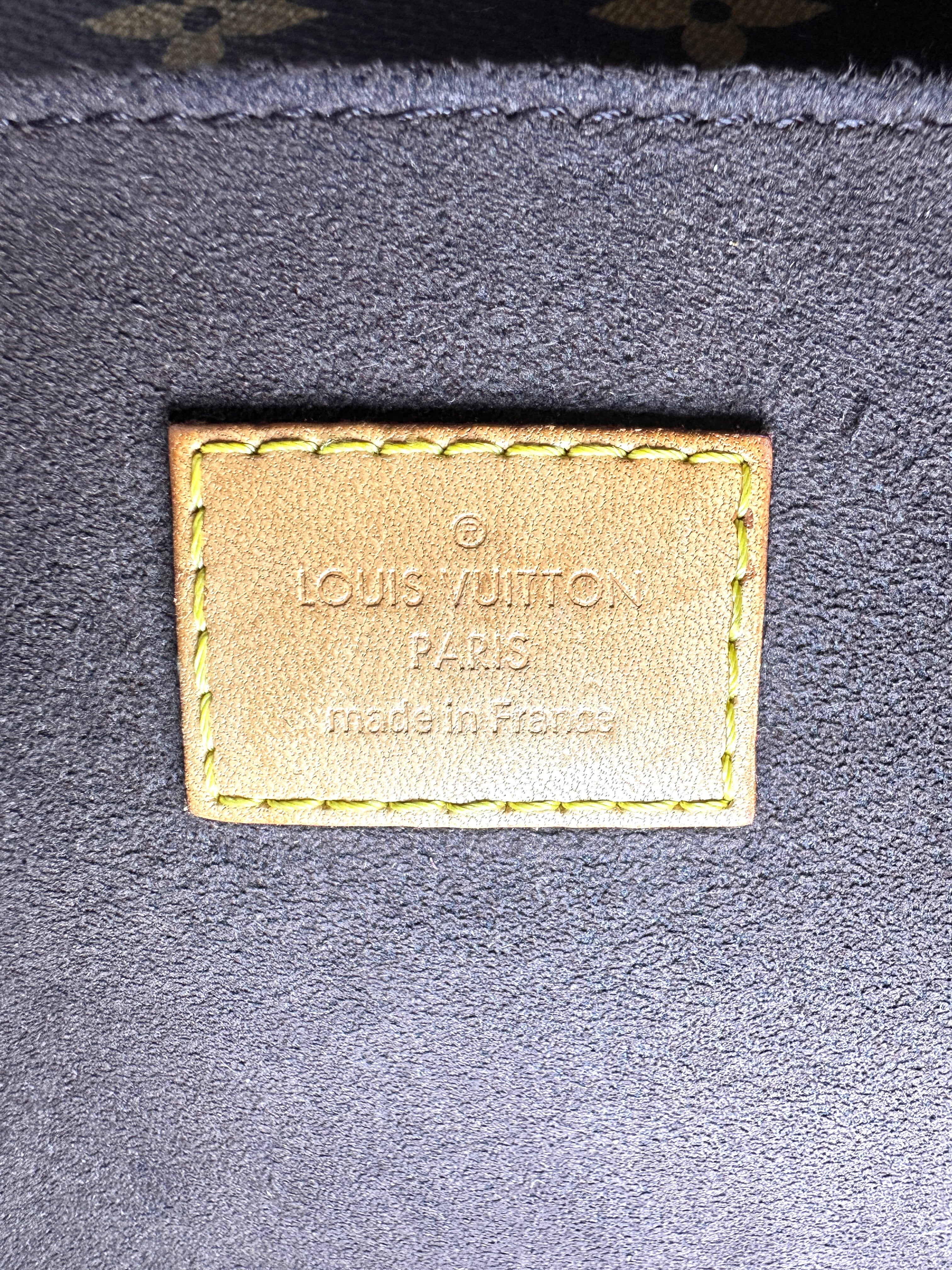 Louis Vuitton Monogram Canvas Pochette Metis LV3302