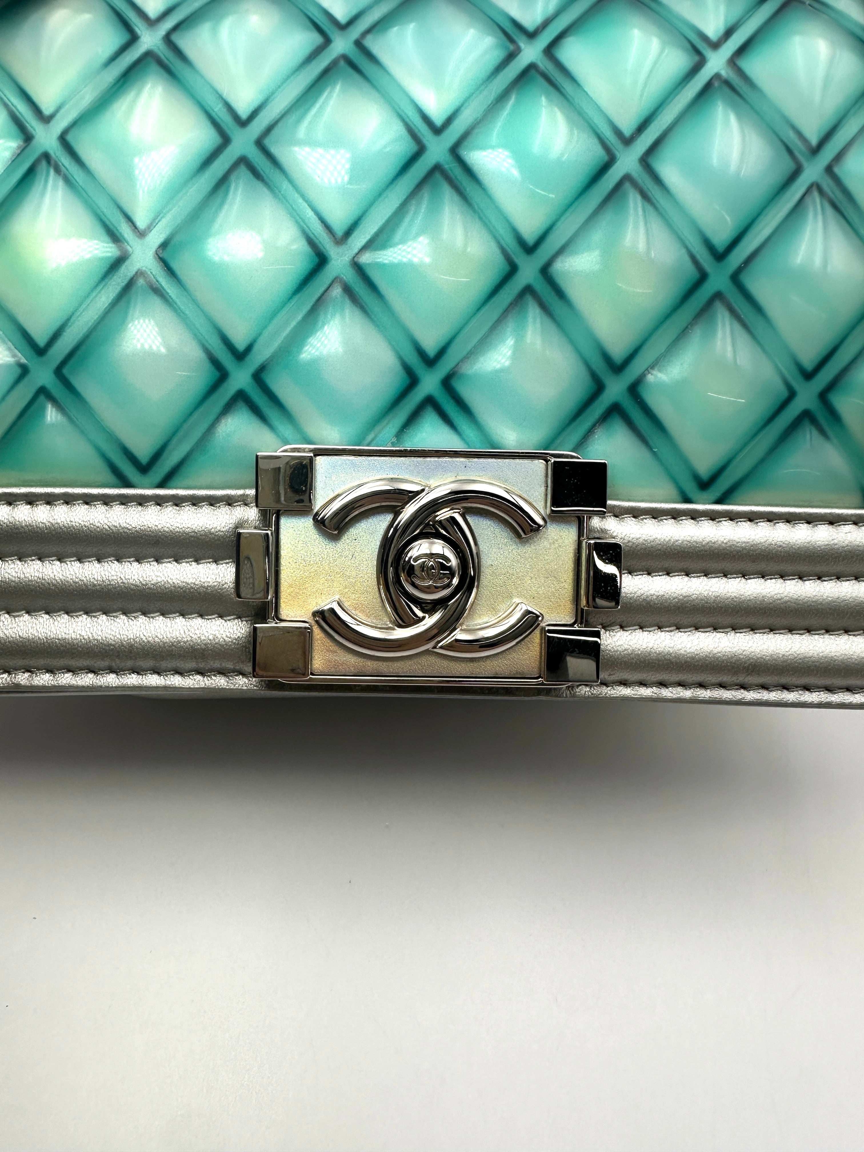 Chanel LeBoy Iridescent Blue Quilted Leather Flap Bag(26***95) CC2533