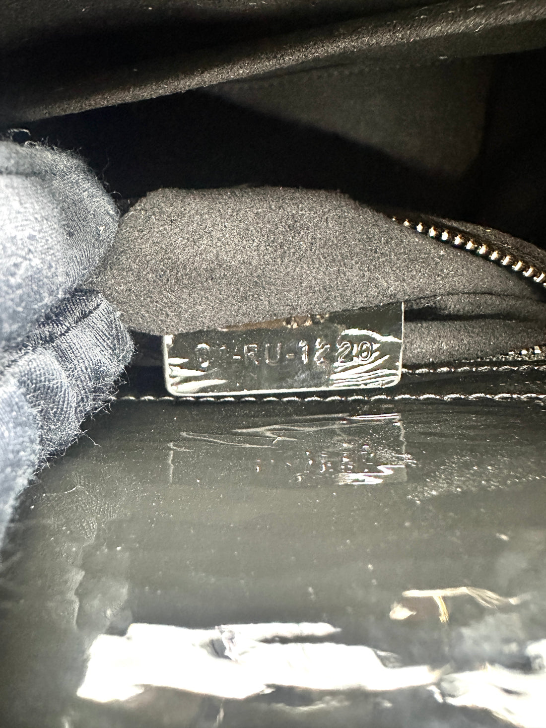 Christian Dior Lady Dior Black Cannage Patent Leather Handle Bag DR920
