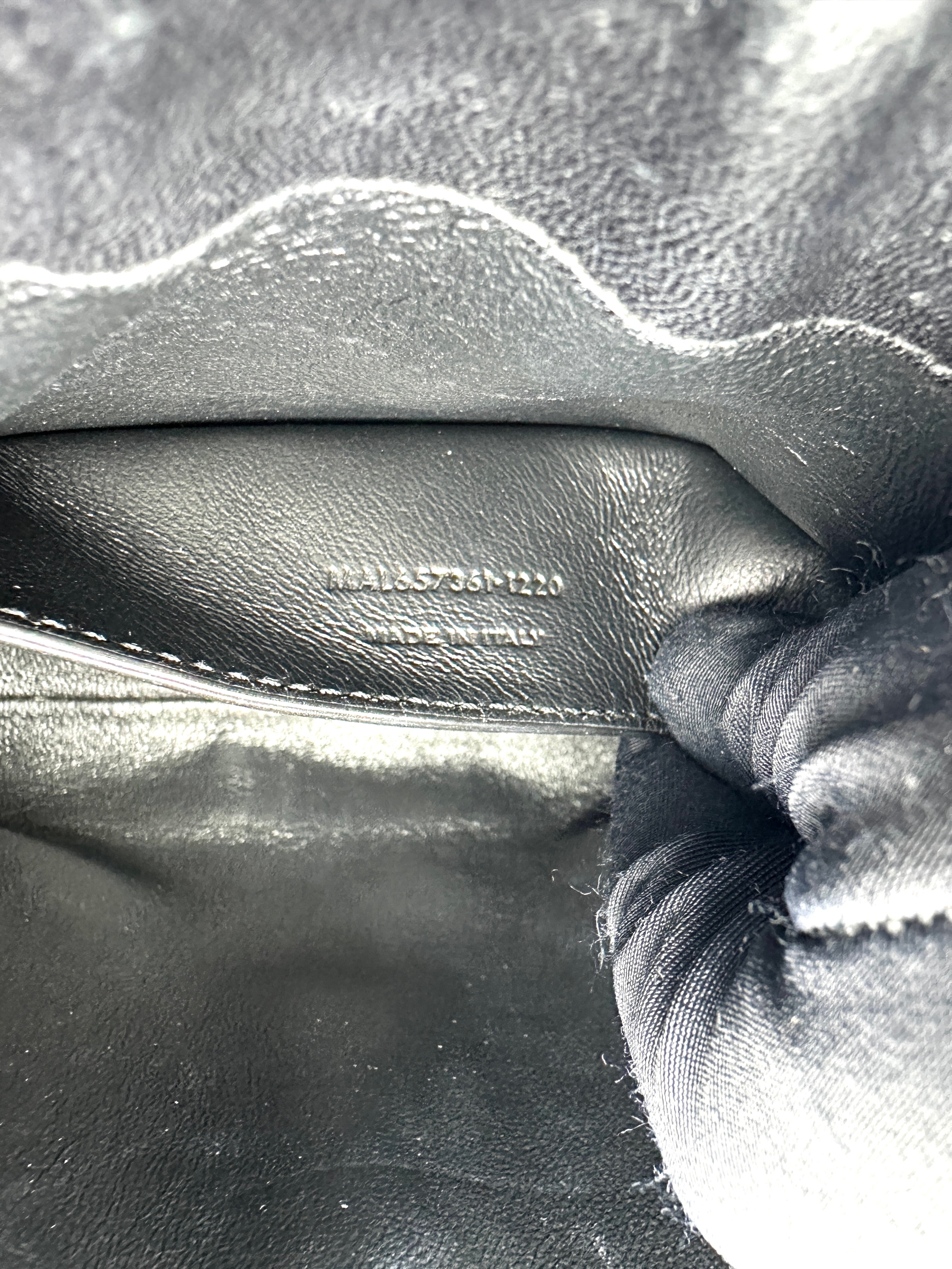 Saint Laurent Baby Victoire Black Quilted Leather Shoulder Bag SL289