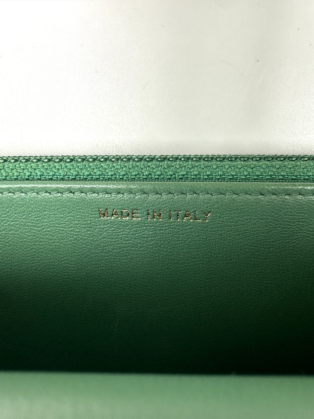 Chanel Timeless Classic Green Chevron Quilted Lambskin Wallet On Chain(23***93) CC2535