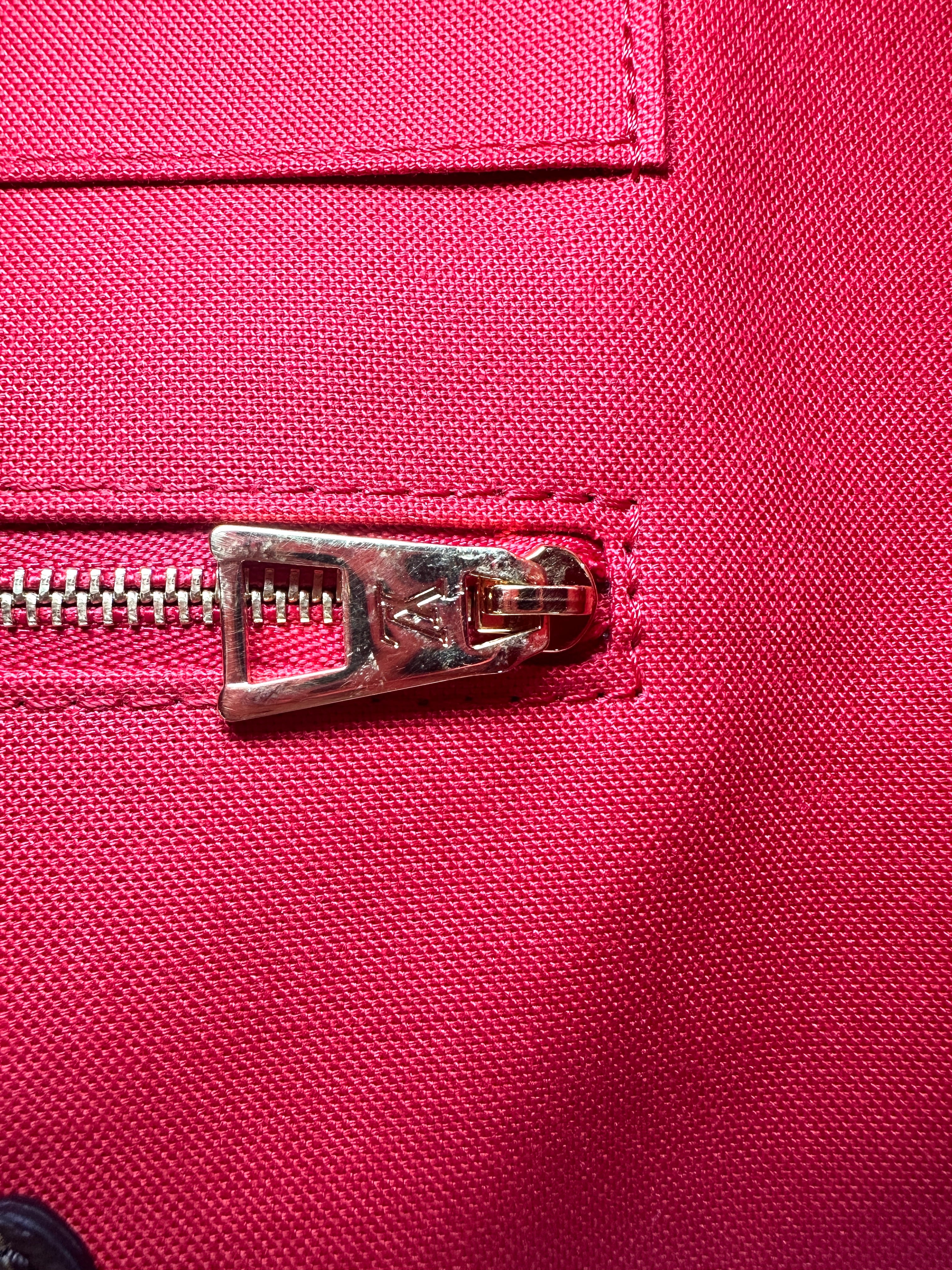 Louis Vuitton Onthego GM Monogram Canvas Handle Bag LV3313