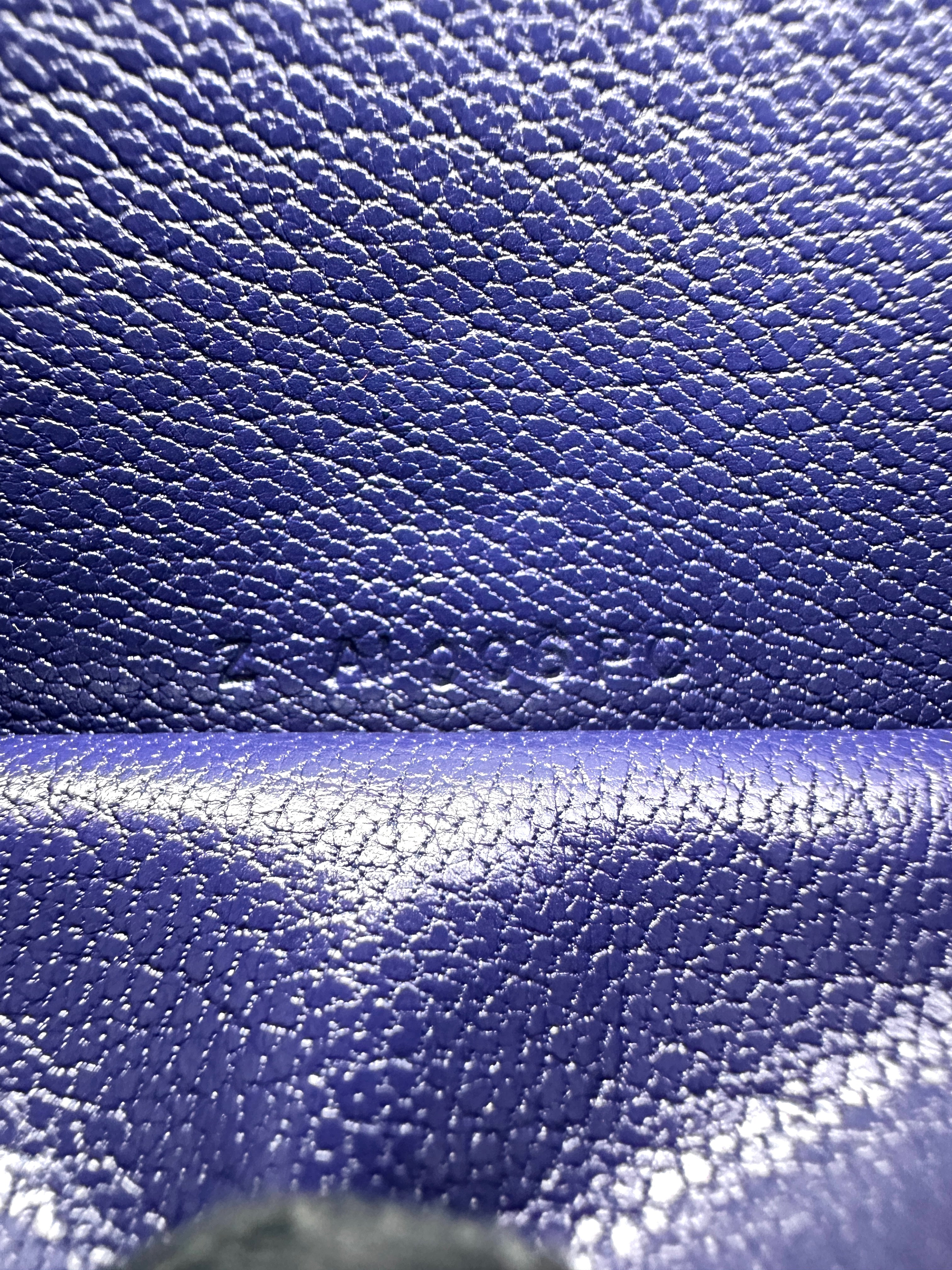 Hermes Bearn Compact Navy Leather Wallet HR176