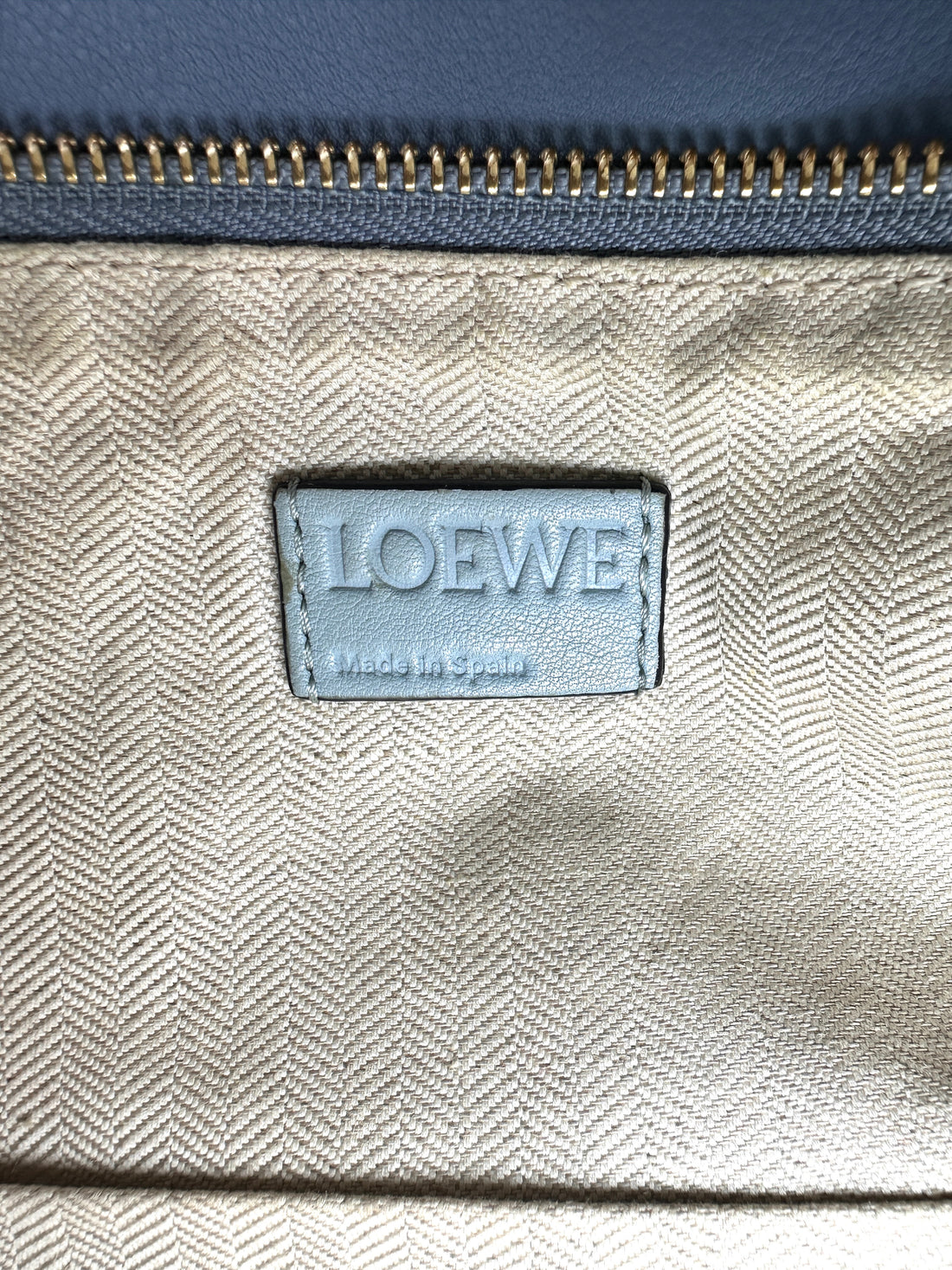 Loewe Puzzle Blue Leather Medium Size Shoulder Bag LW100