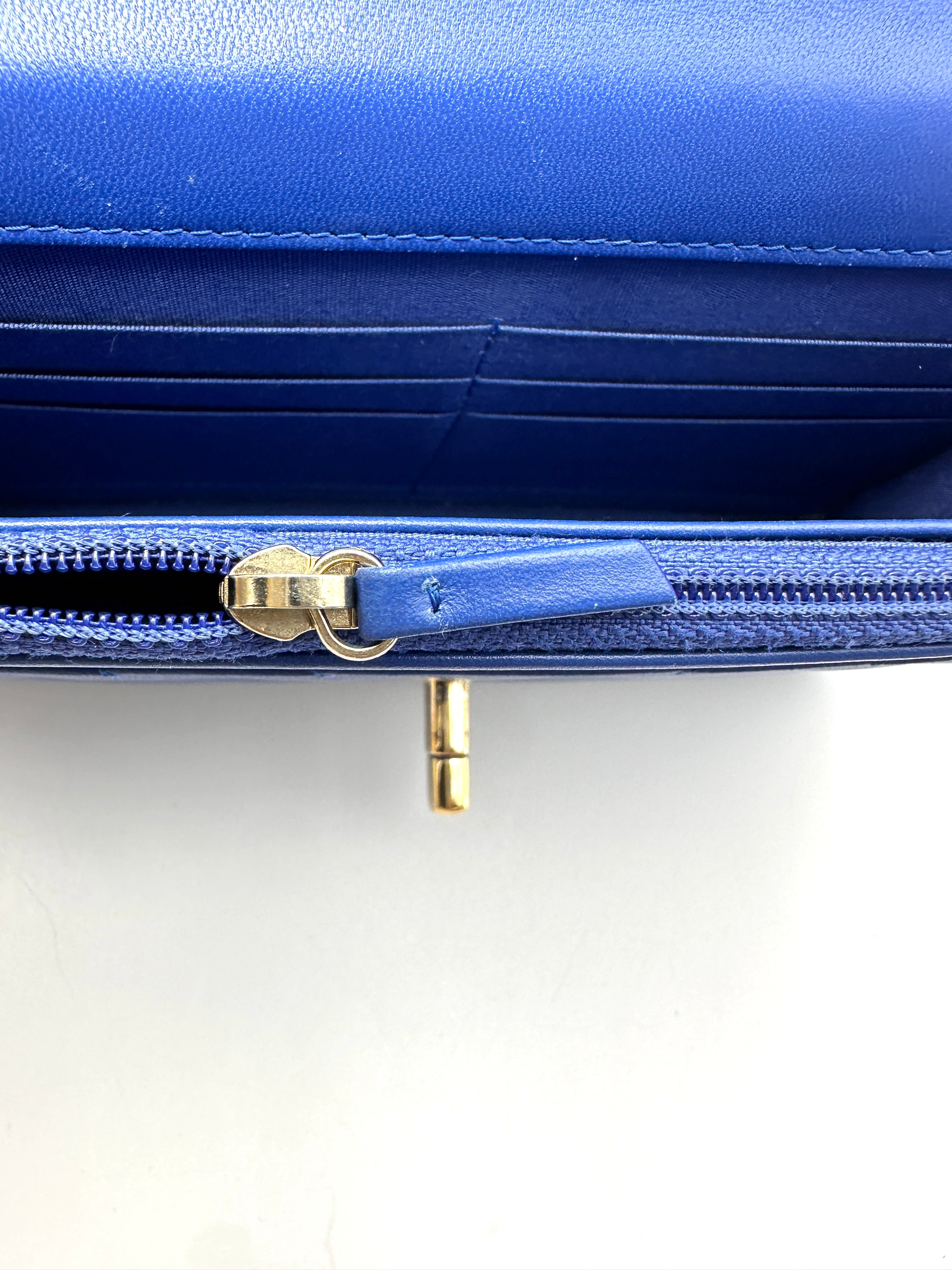 Chanel Trendy CC Blue Chevron Quilted Leather Wallet On Chain(26***48) CC2538