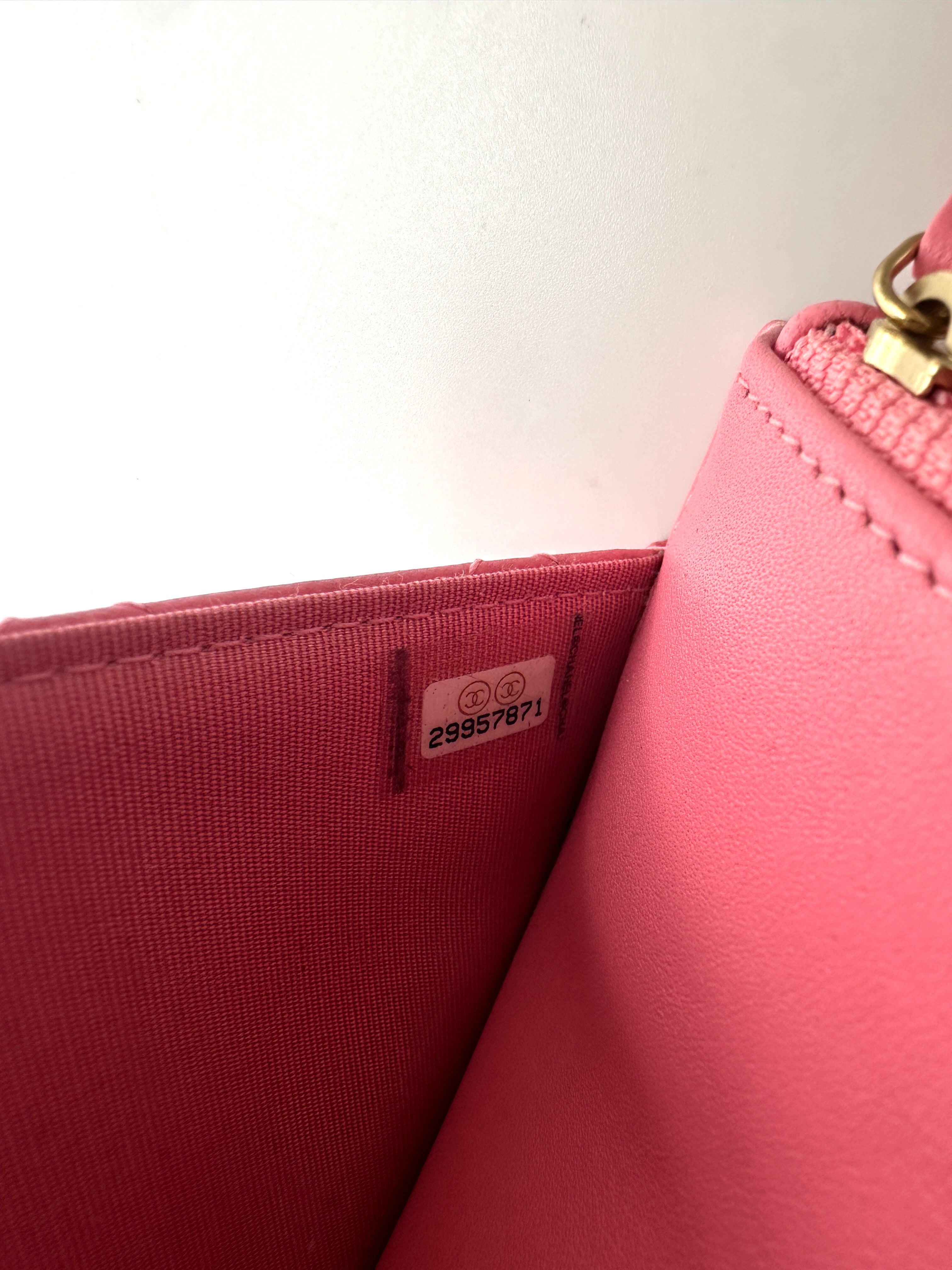 Chanel Trendy Pink Quilted Leather Wallet On Chain(29***71) CC2541