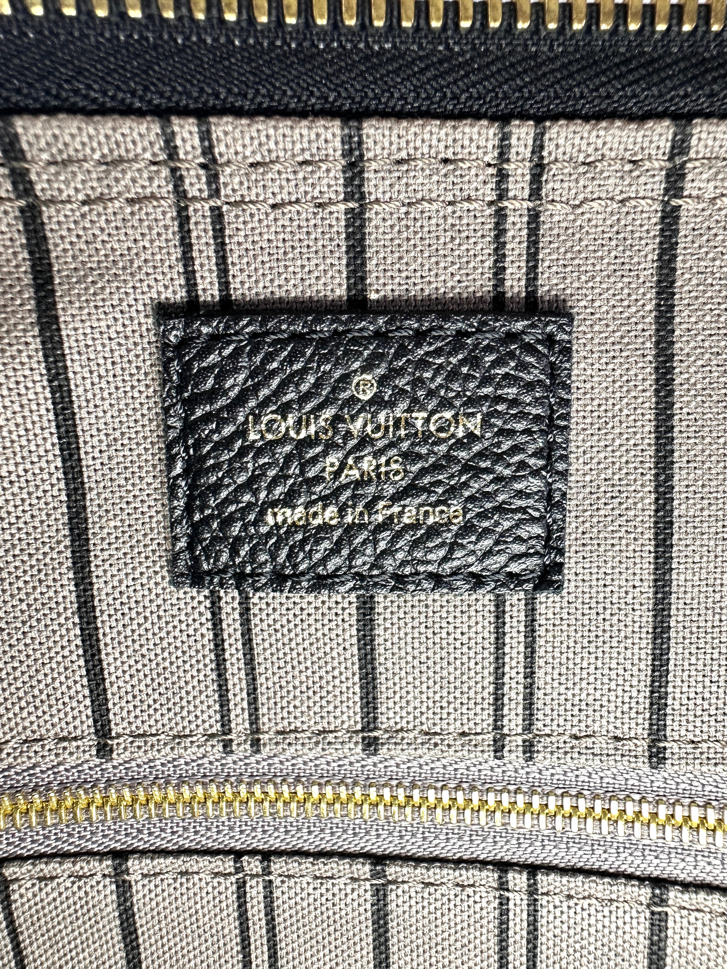 Louis Vuitton Speedy25 Black Monogram Empreinte Leather Handle Bag LV3323
