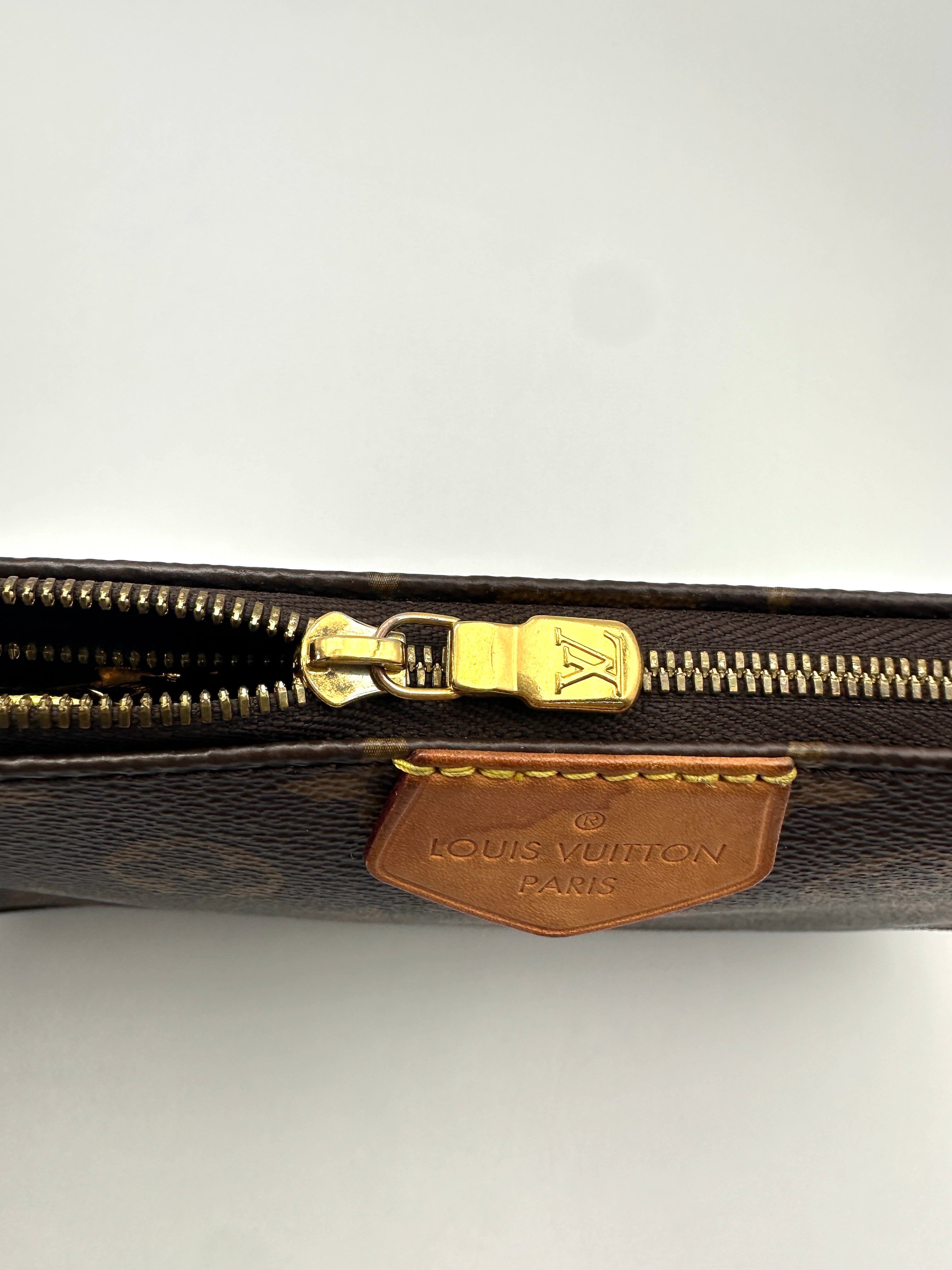 Louis Vuitton Brown Monogram Canvas Multi Pochette Accessoires LV3322