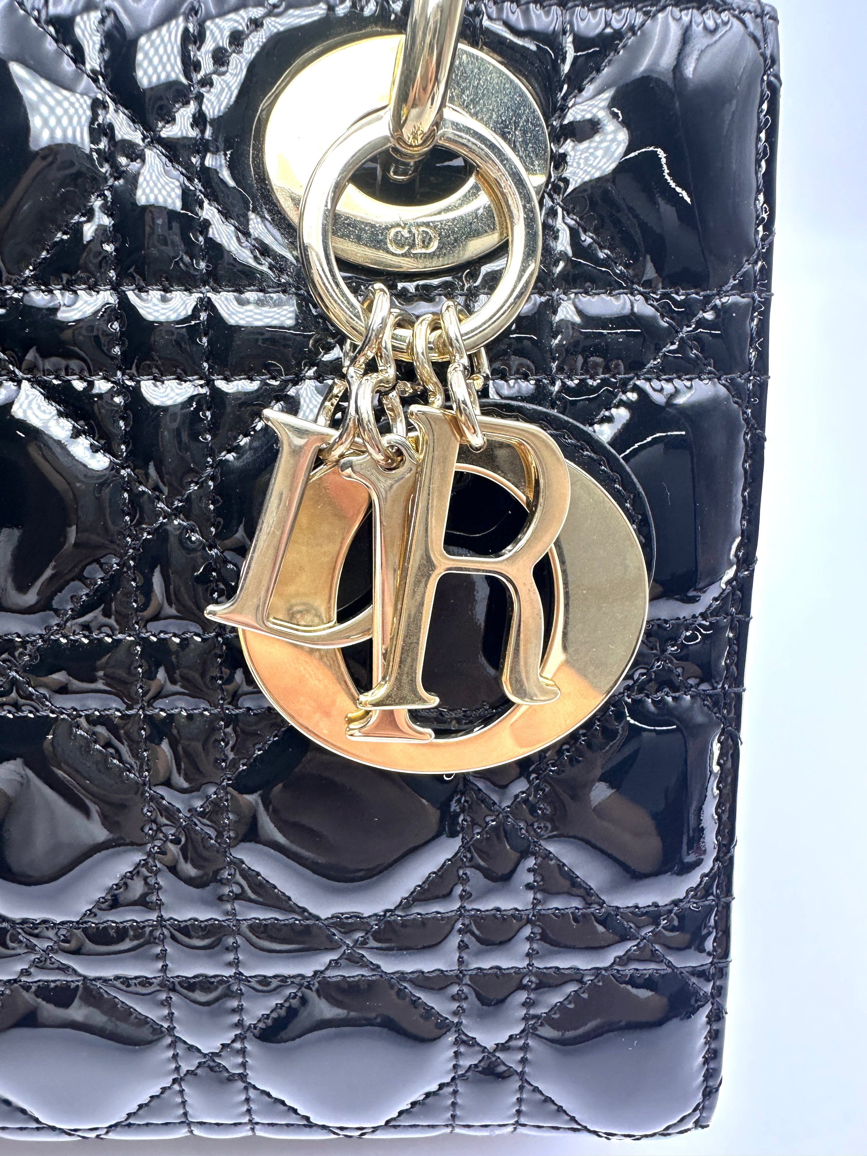 Christian Dior Lady Dior Black Cannage Patent Leather Handle Bag DR927