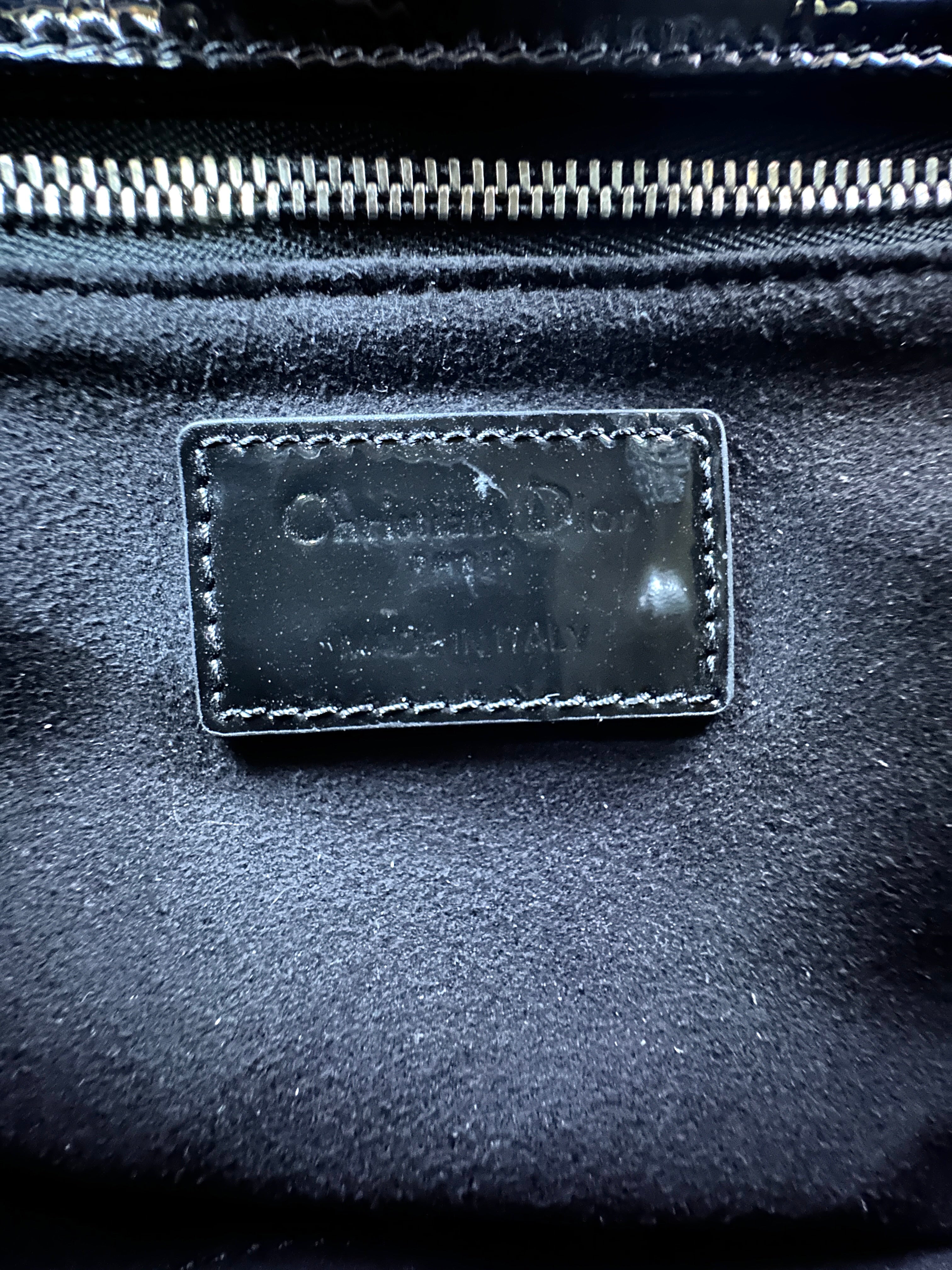 Christian Dior Lady Dior Black Cannage Patent Leather Handle Bag DR927