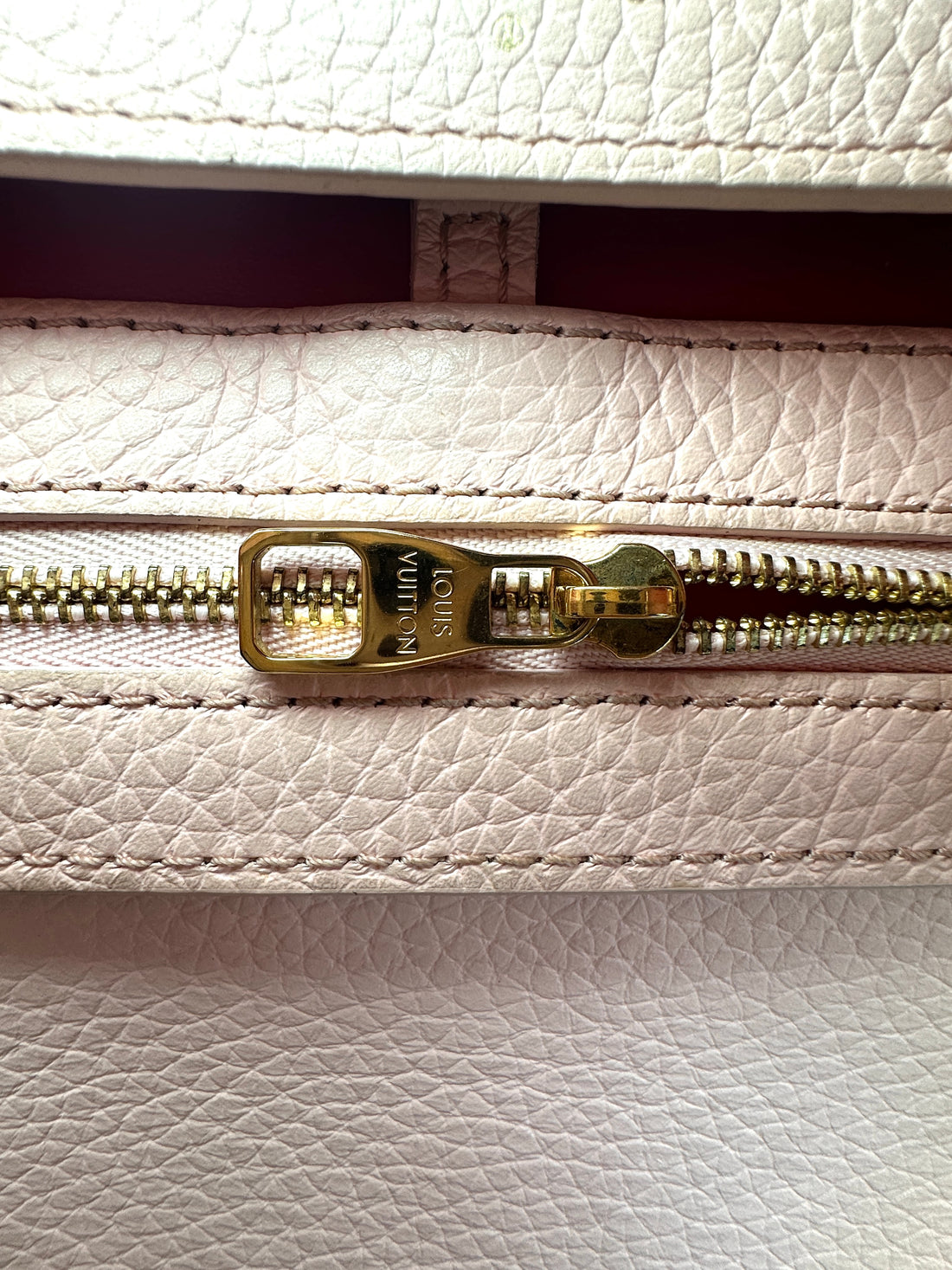 Louis Vuitton Capucines BB Pink Taurillon Leather Rainbow Ombre Handle Bag LV3338