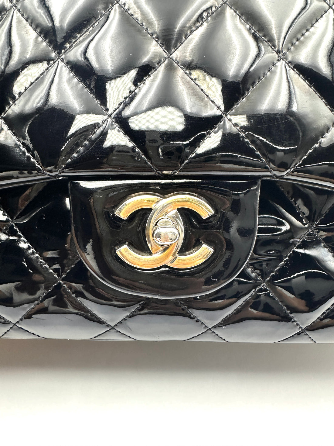 Chanel Classic Flap Black Quilted Patent Leather Jumbo Shoulder Bag With Silver Buckle(15***49) CC2556