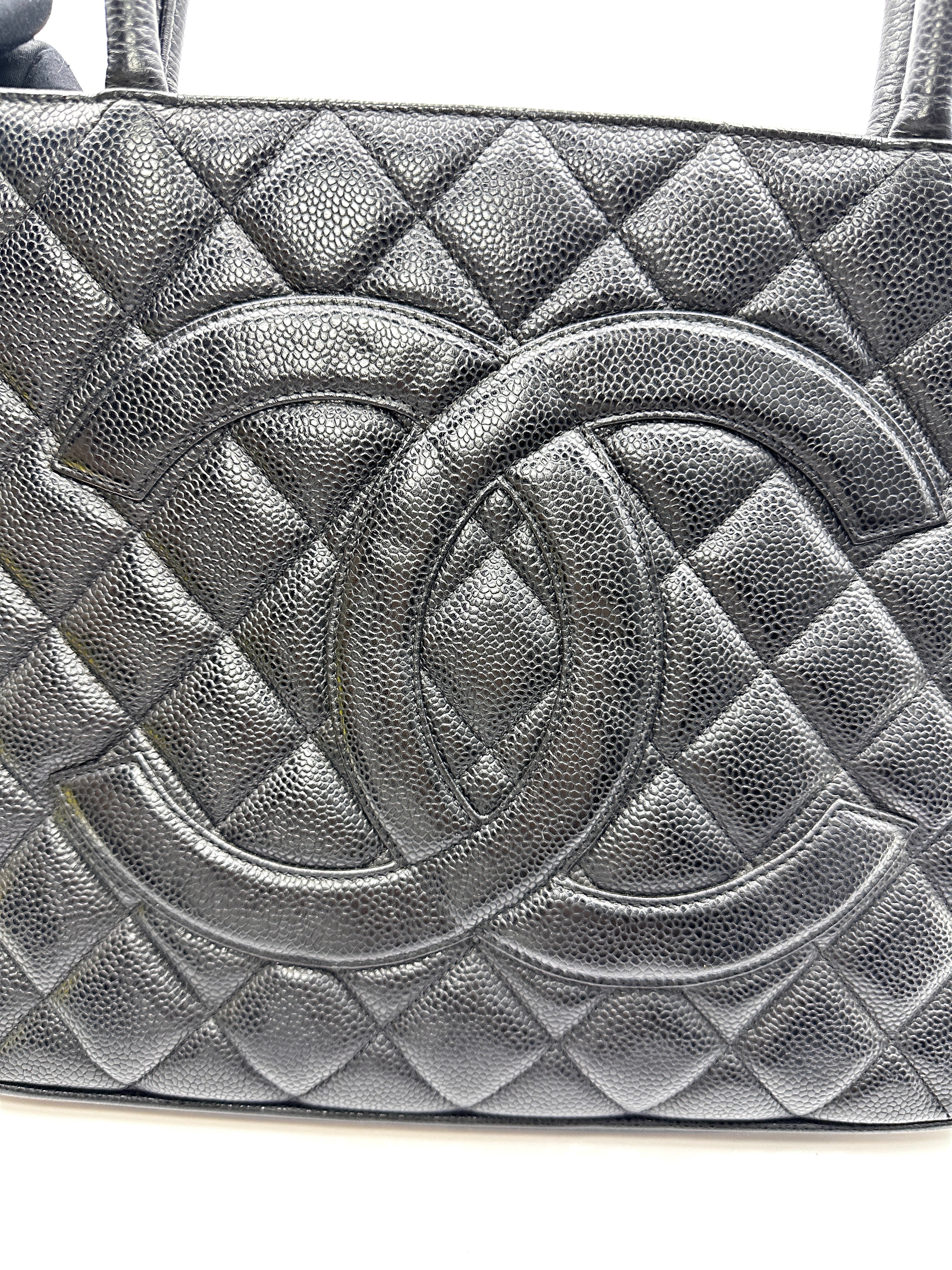 Chanel Medallion Black Quilted Leather Handle Bag(69***51) CC2570