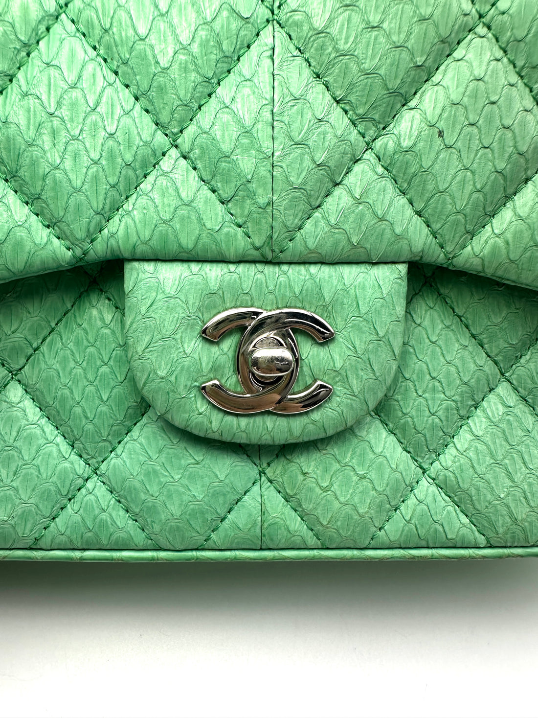 Chanel Classic Flap Green Quilted Python Leather Top Handle Bag(20***81) CC2557