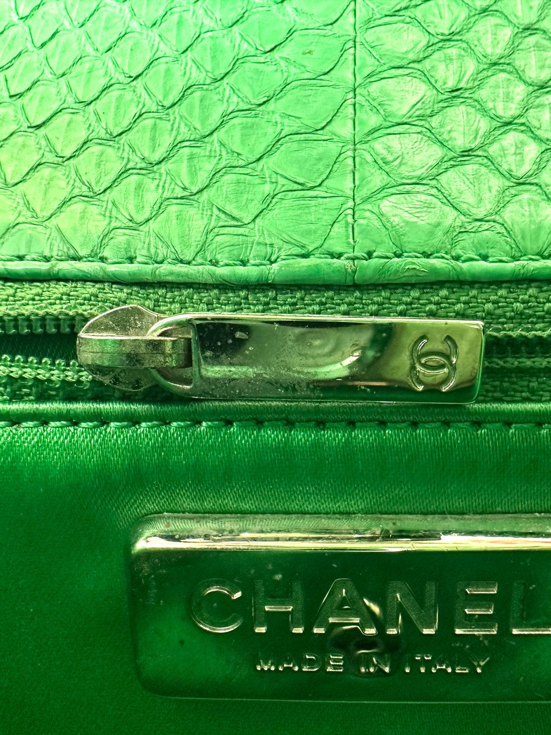 Chanel Classic Flap Green Quilted Python Leather Top Handle Bag(20***81) CC2557