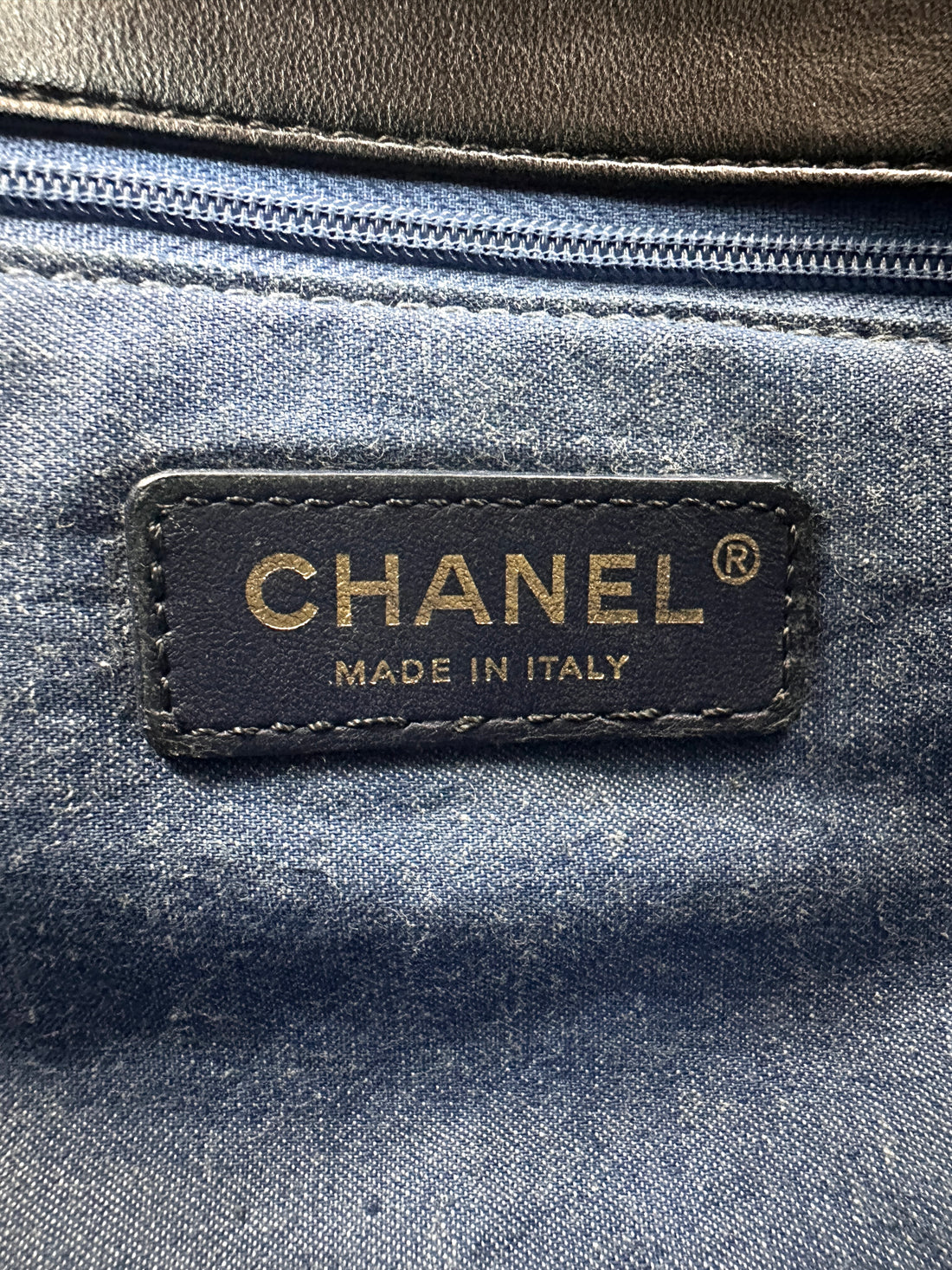 Chanel Classic Flap Black Quilted Leather Mini Shoulder Bag(29***39) CC2562