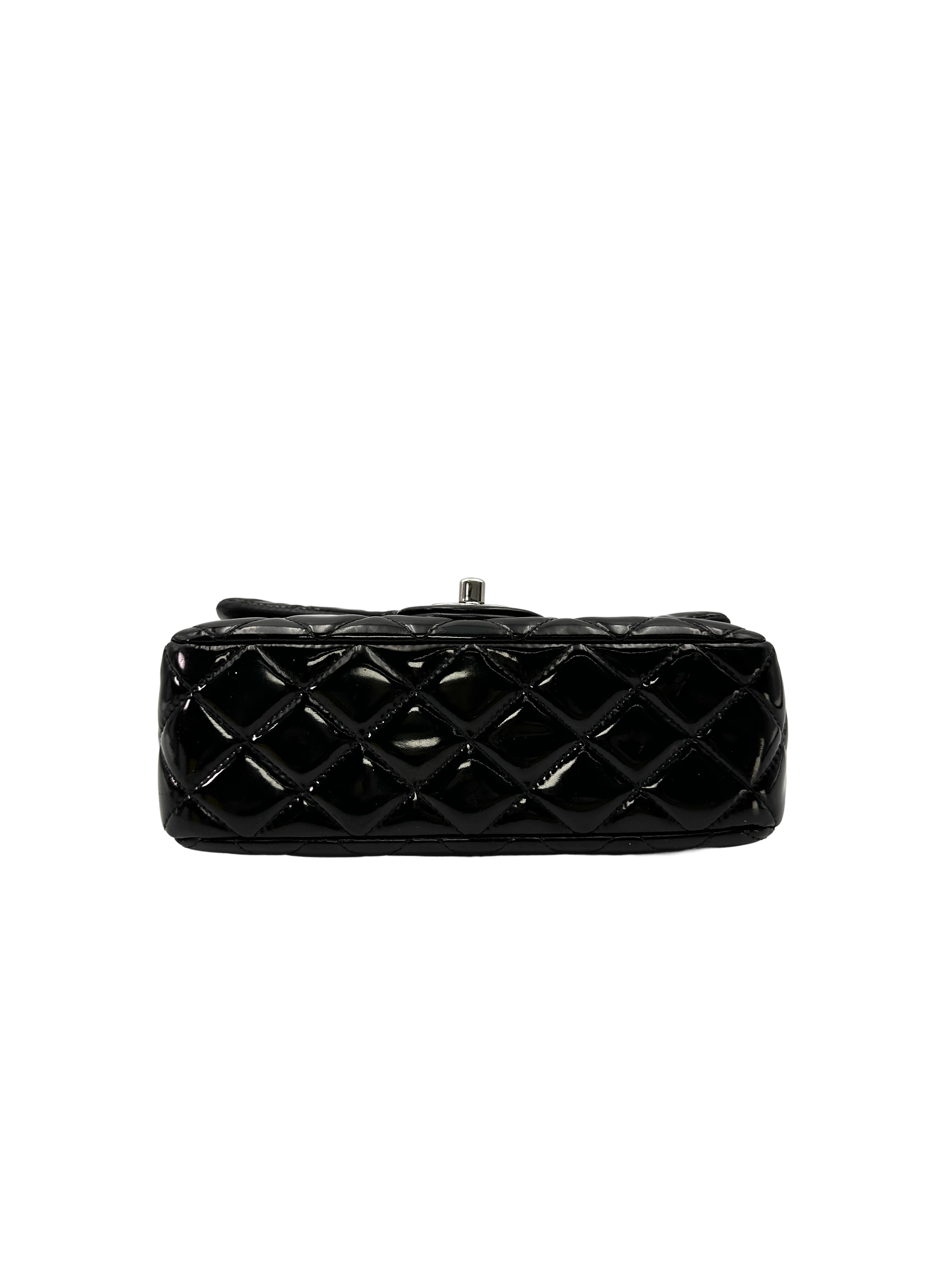 Chanel Classic Flap Black Quilted Patent Leather Mini Shoulder Bag(18***24) CC2558