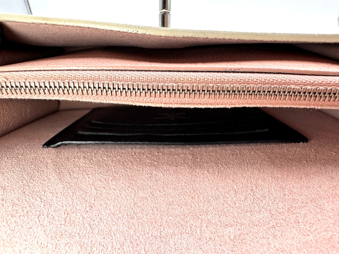 Louis Vuitton Lockme Pink/White Leather Shoulder Bag LV3331