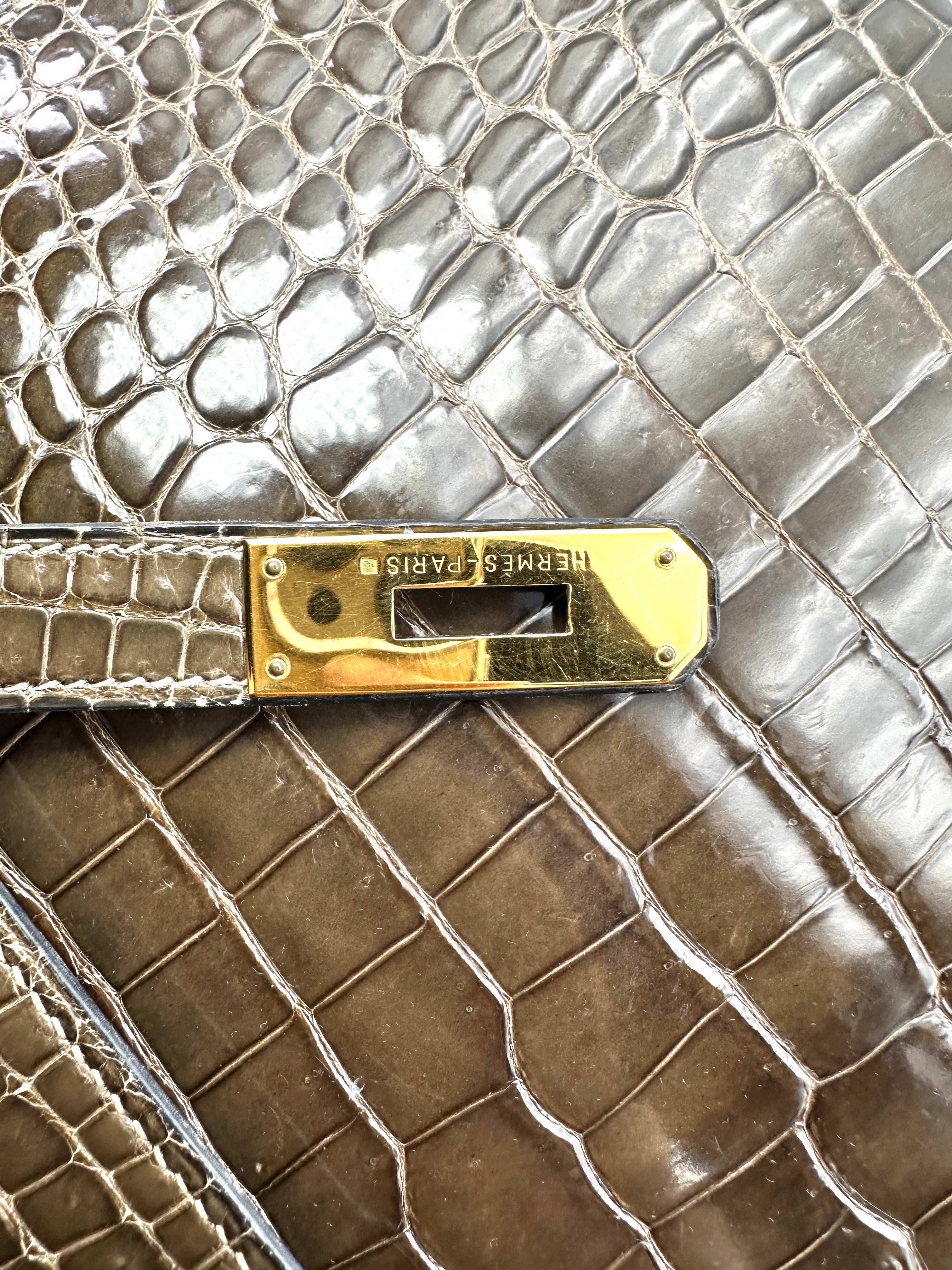 Hermes Kelly Black Crocodile Leather Handle Bag With Gold Hardware HR184SA